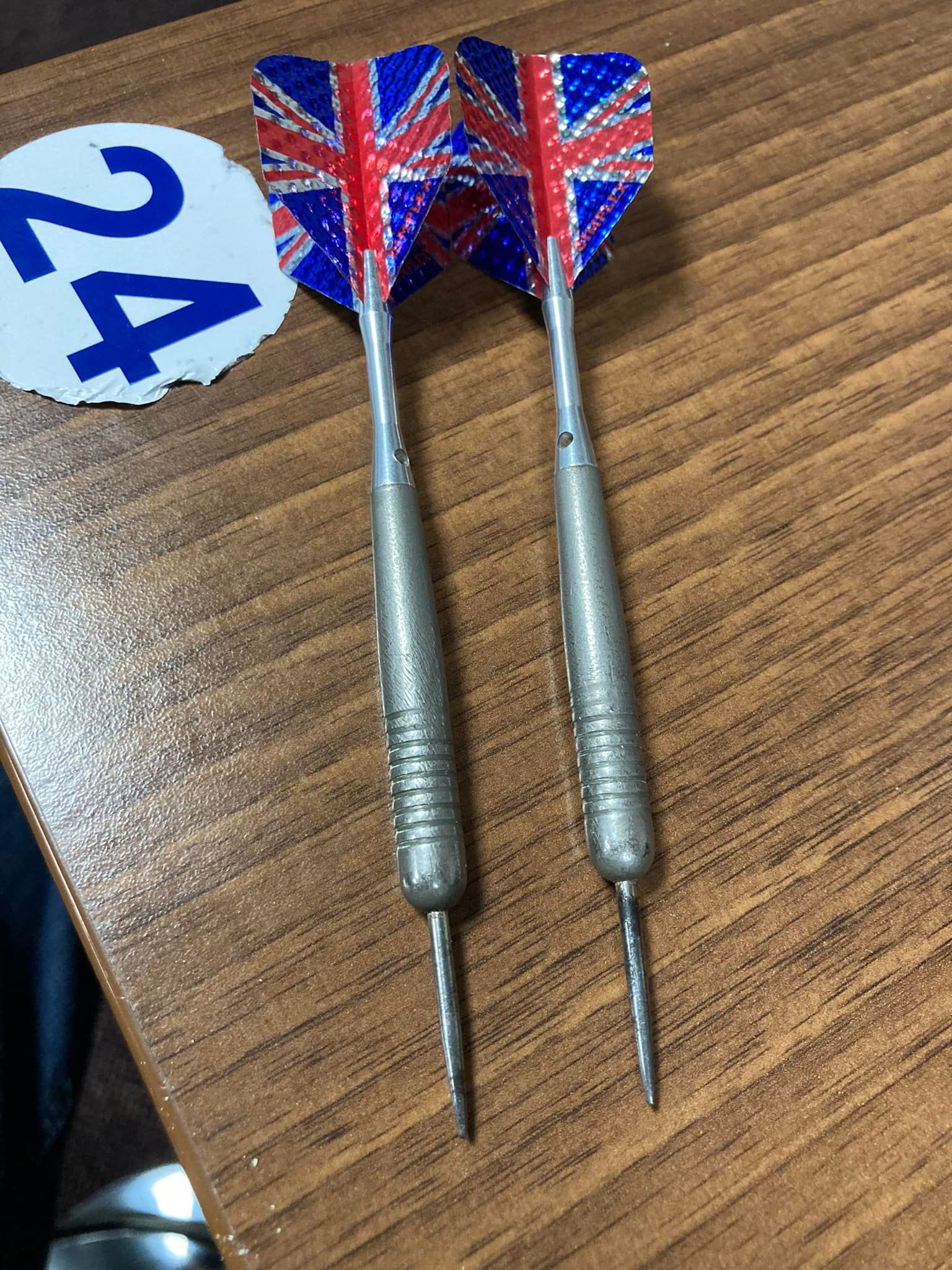 ダーツ 1123 What are these old Red Dragon darts from 1978?