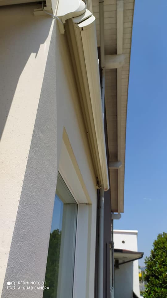 Tenda Da Sole A Bracci Con Telo Tempotest 8000 ST Medium  Con Barra Quadra Con Cassonetto Dz81gnou P