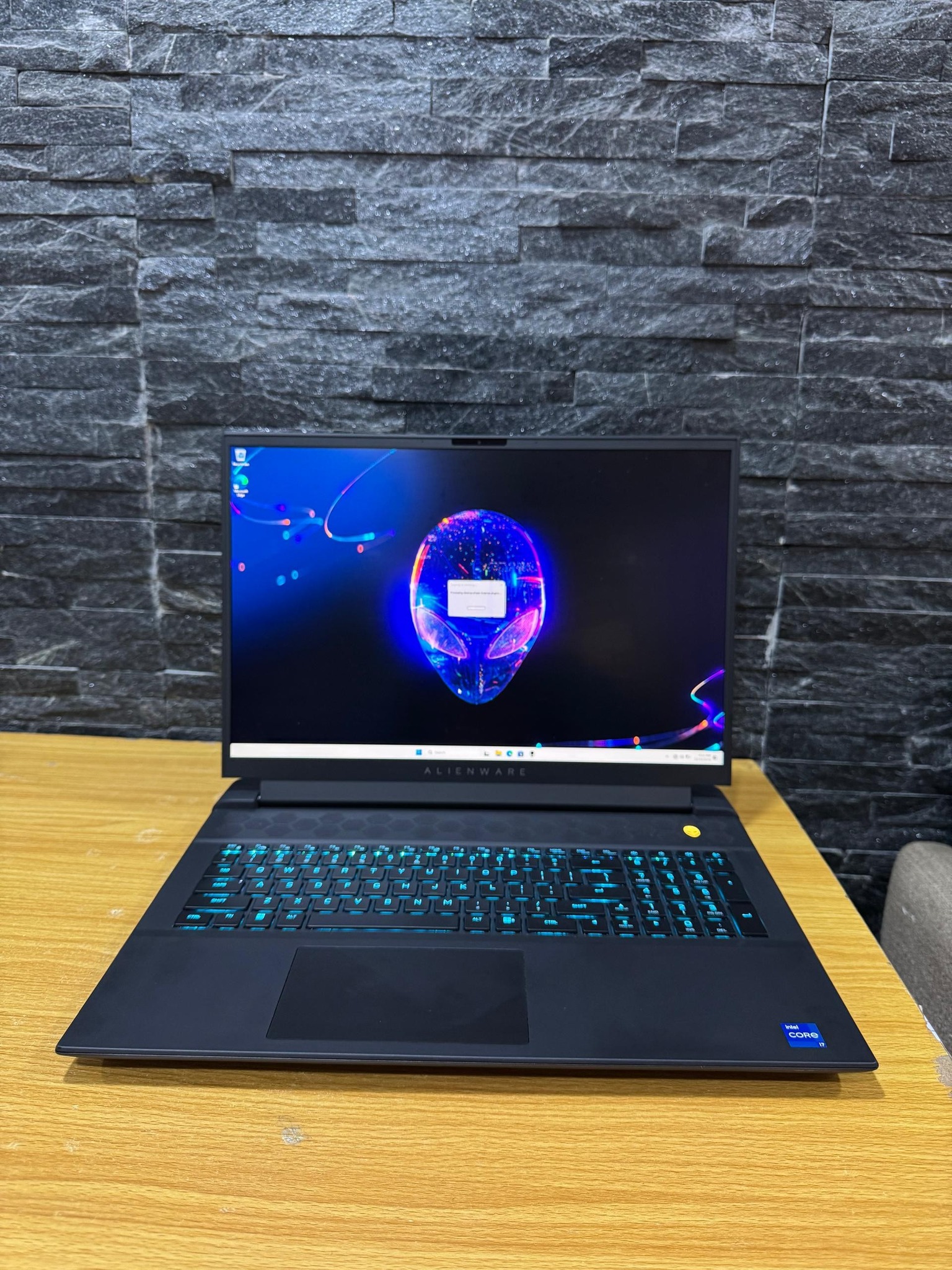 Alienware M18 R1 Gaming Laptop 18