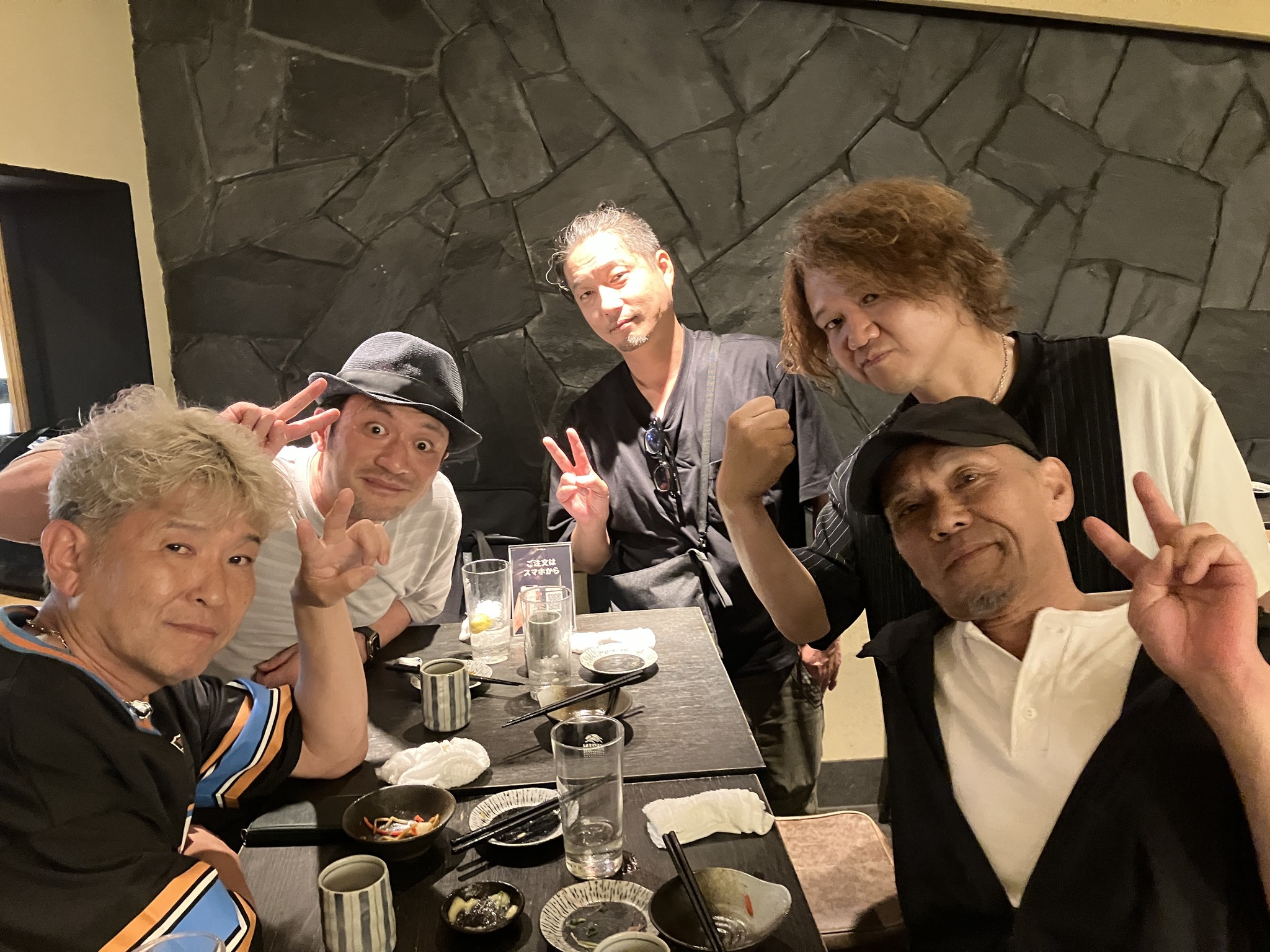秋人 (@akihito0512) • Facebook