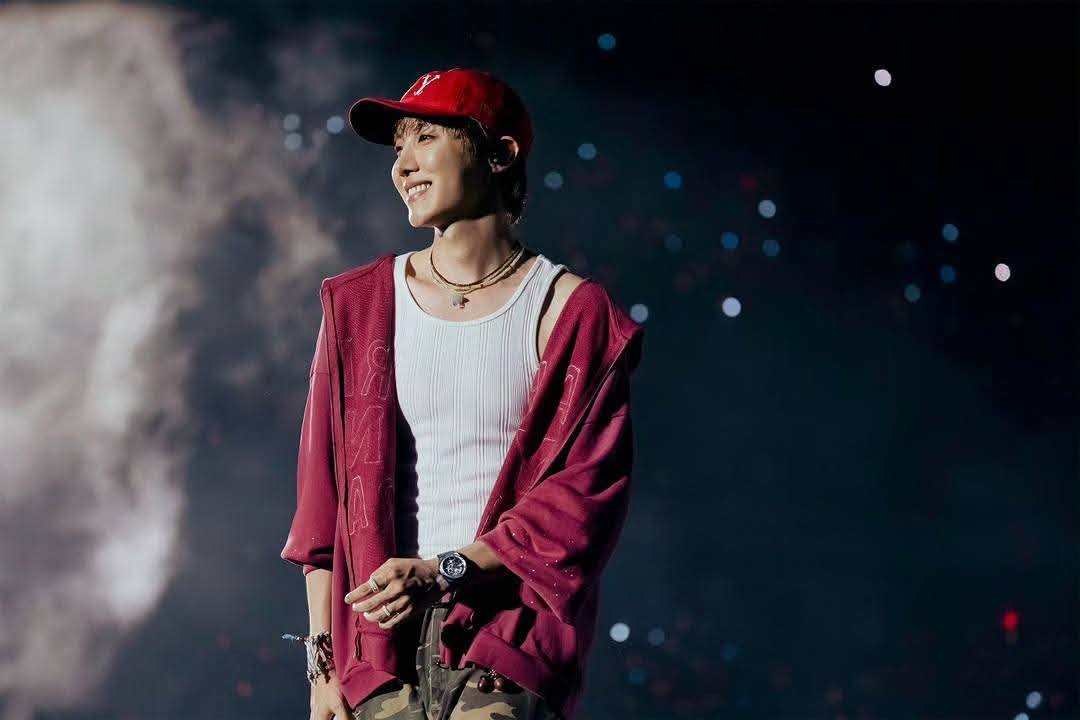 JHOPE via Instagram Post 💜 “BTS WORLD TOUR 'ARIRANG'. NEW JERSEY
