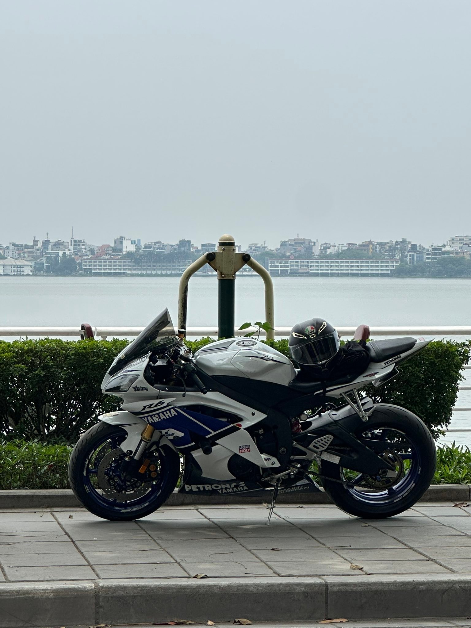 Yamaha R6 Việt Nam | Xin phép ad, em bán xe R6 đẹp chất máy zin độ đẹp ...