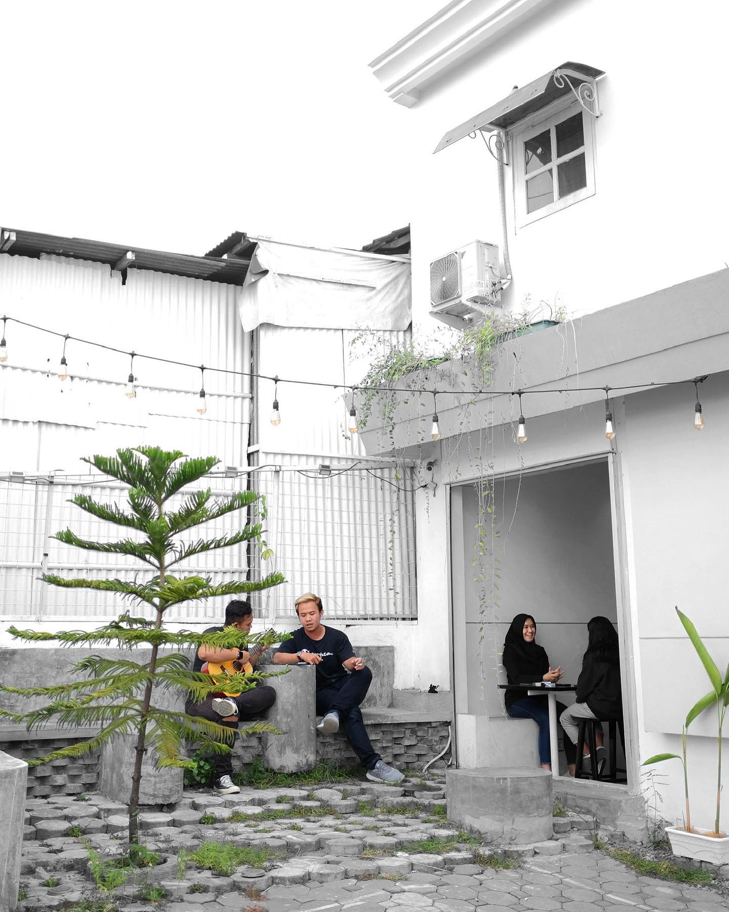 Awor Gallery & Coffee | Yogyakarta City