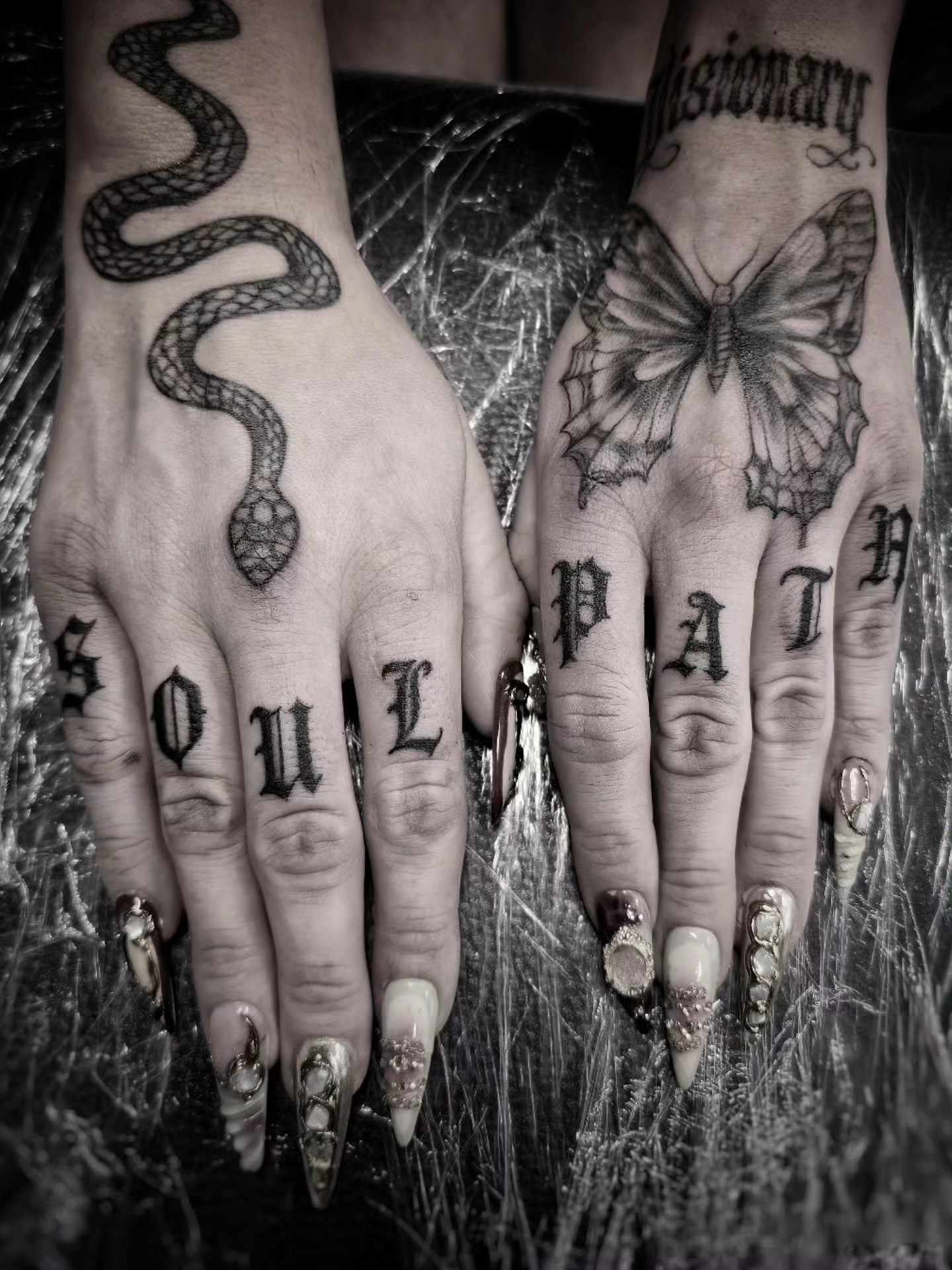 Lana - #rose #rosen #kreuz #rosetattoo #flowertattoo #cross