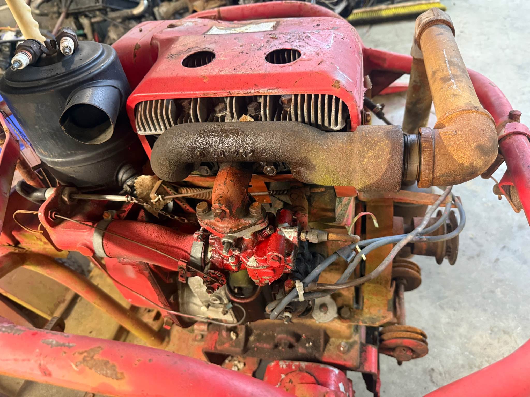 Wisconsin TJD 2 cyl commercial engine - Car Engines & Engine Parts ...
