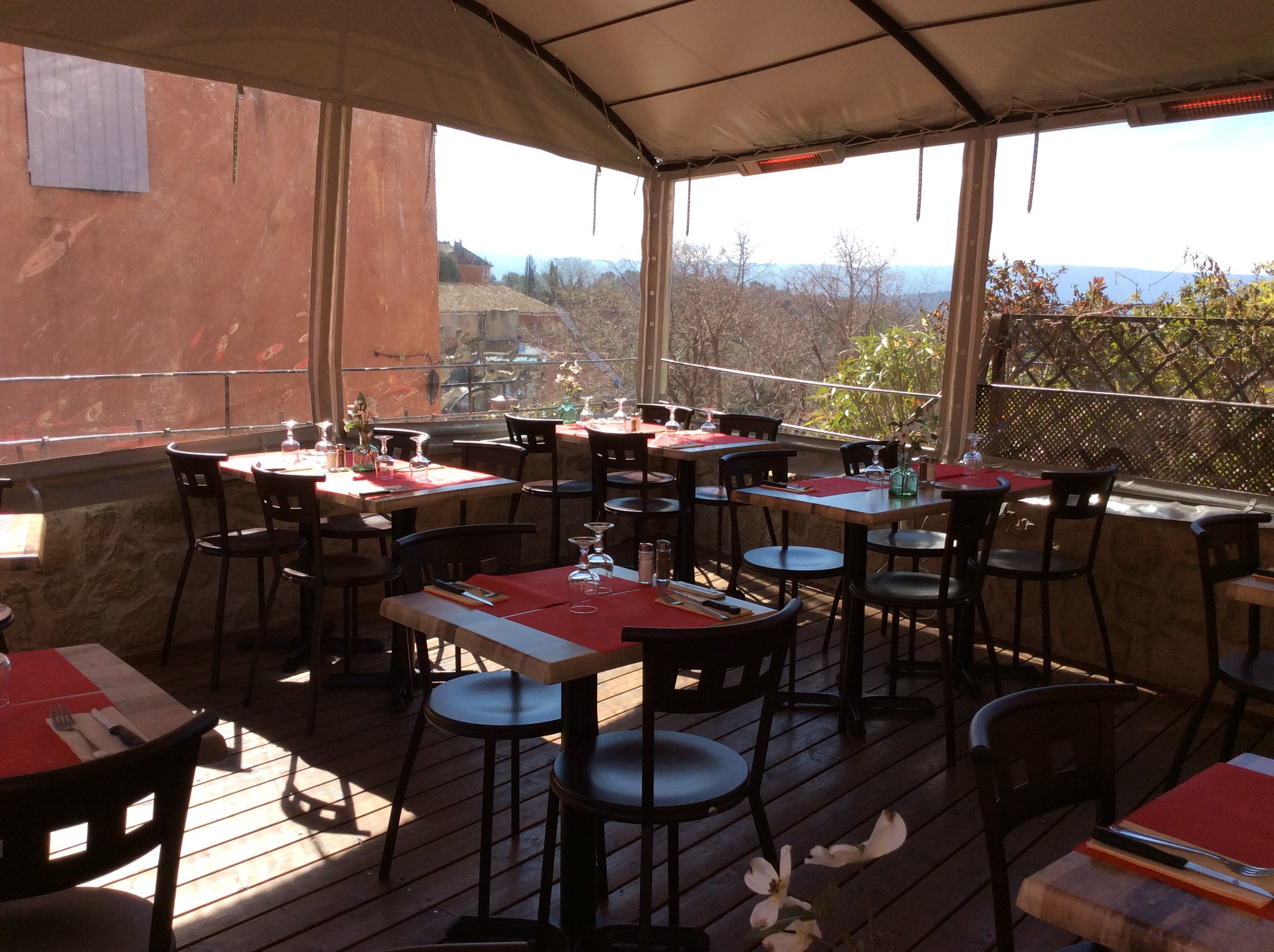 Restaurant La grappe de raisin, Roussillon | Roussillon