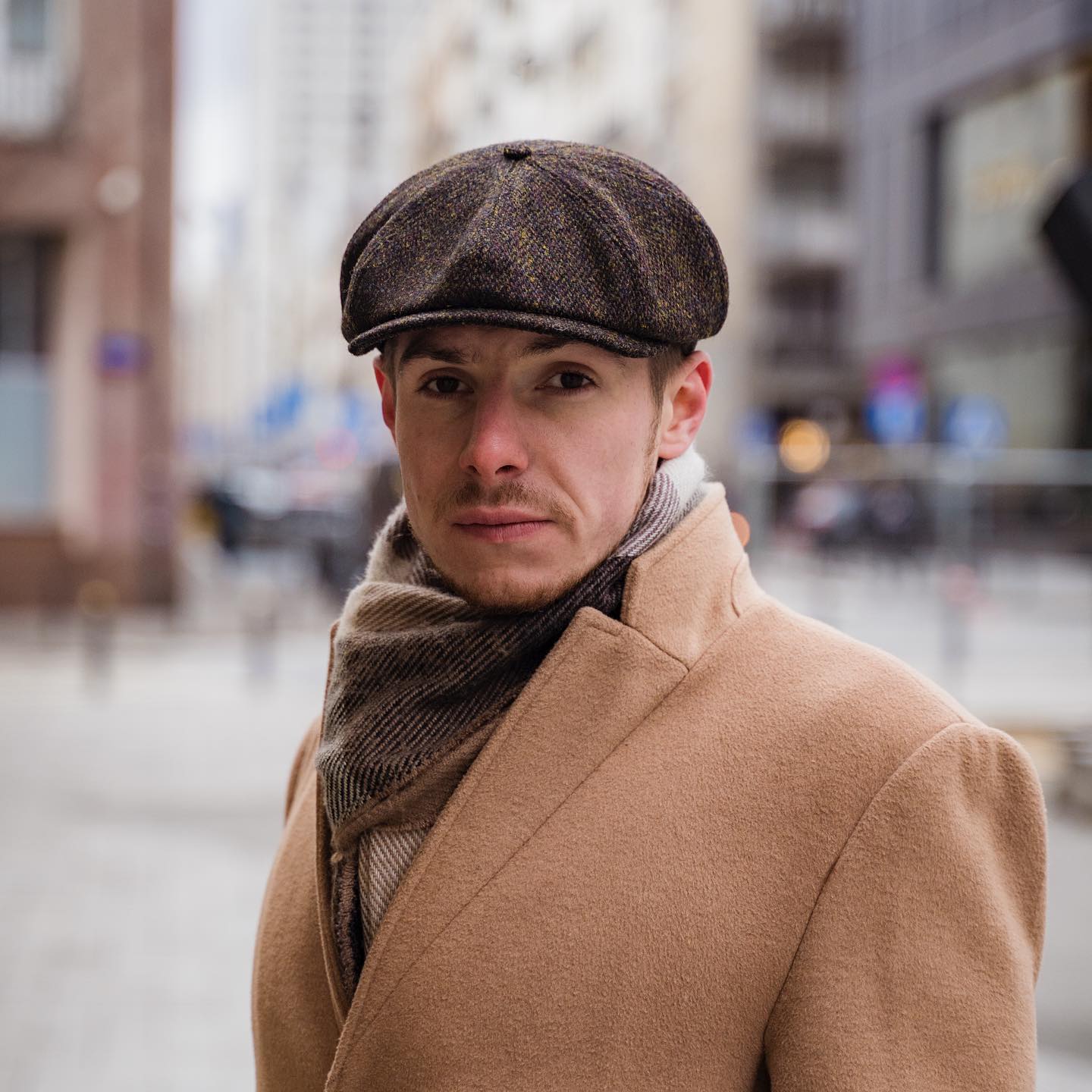 The timeless Peaky Blinders style! 🧢 Crafted from genuine Harris