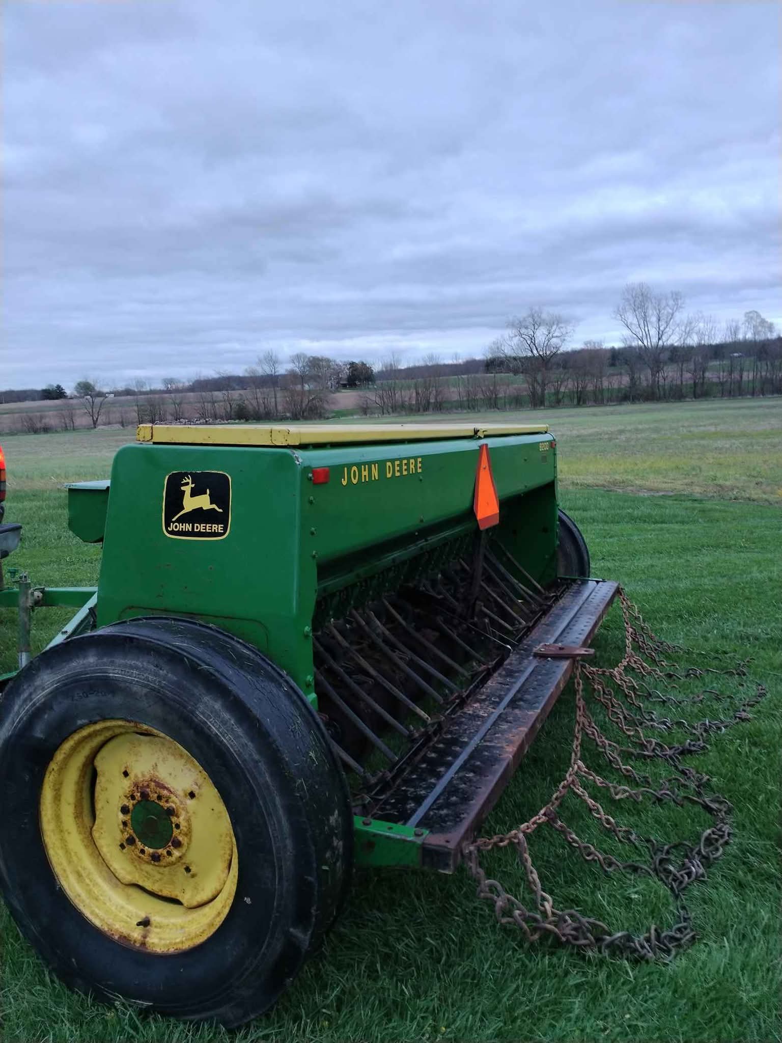 John Deere 10' 8200 grain drill/food plot, with small grass seeder ...