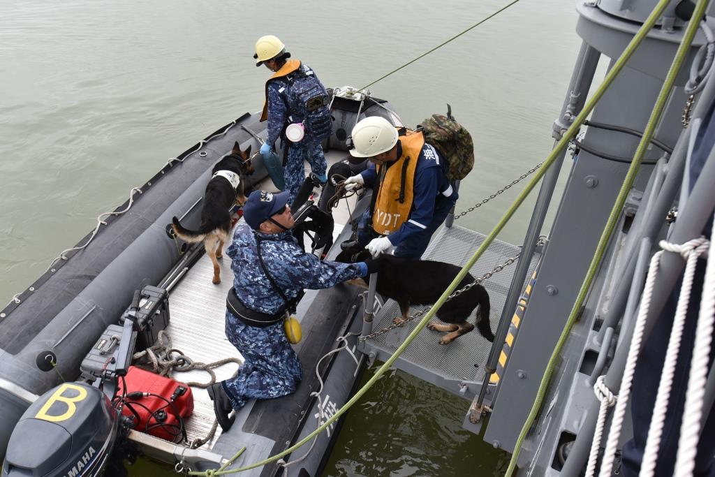 海上自衛隊呉地方隊は 防衛省 海上自衛隊 Japan Maritime Self Defense Force Facebook