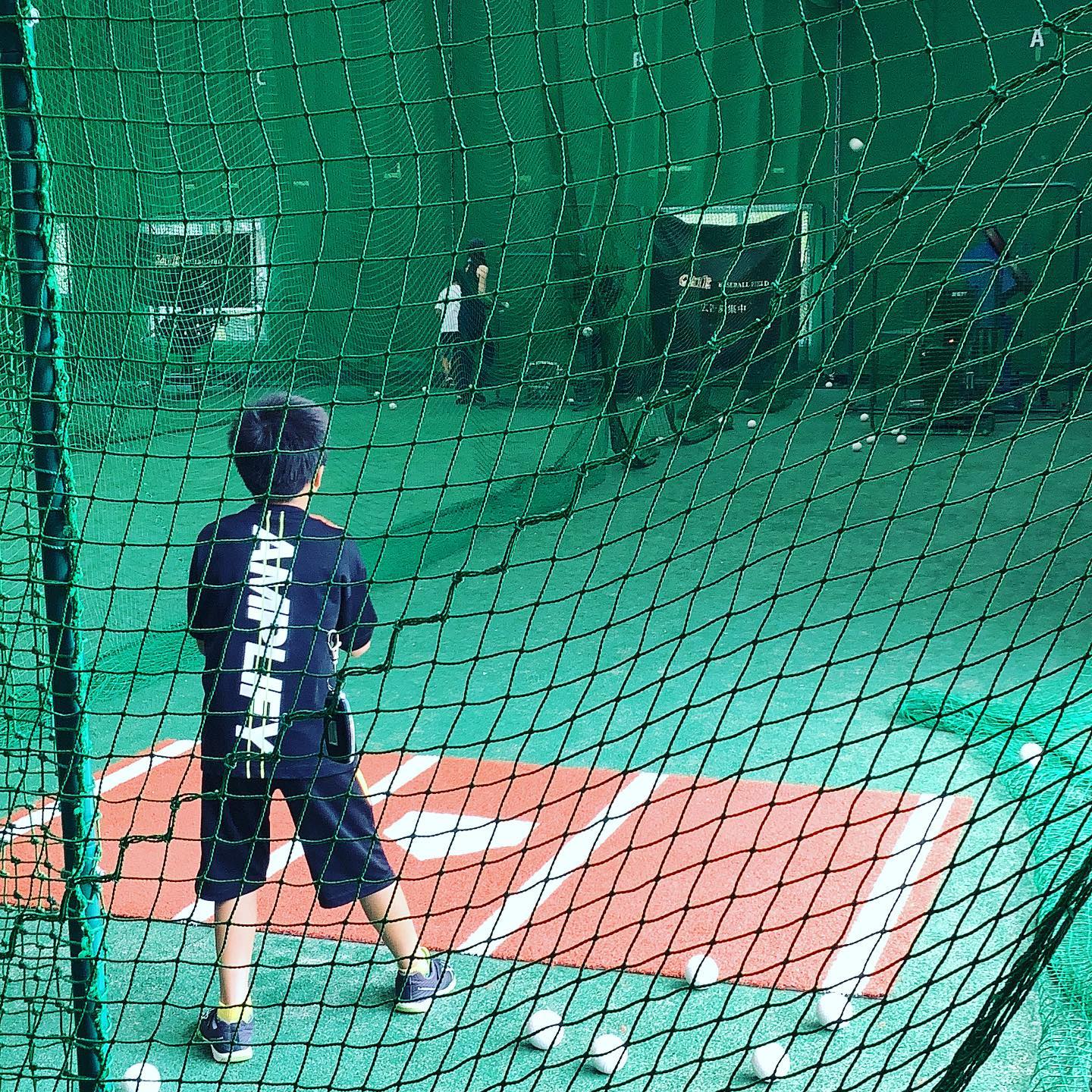 お盆休みにgateで自主練に取り組む小学4年 Gate Baseball Field ゲートベースボールフィールド Facebook
