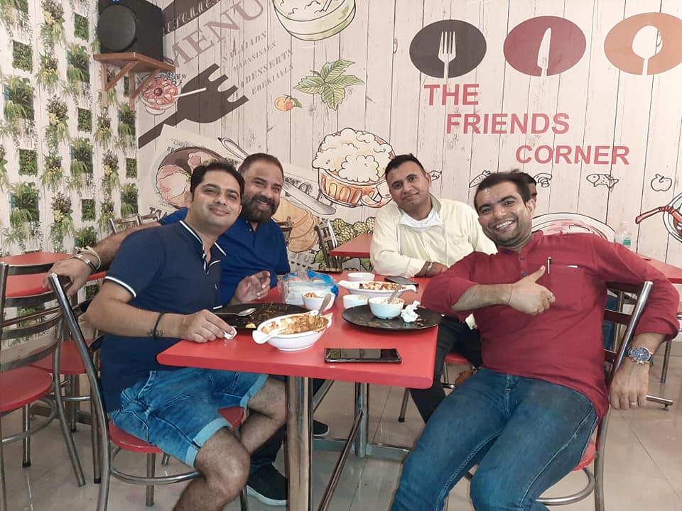 The friends corner - Home | Facebook