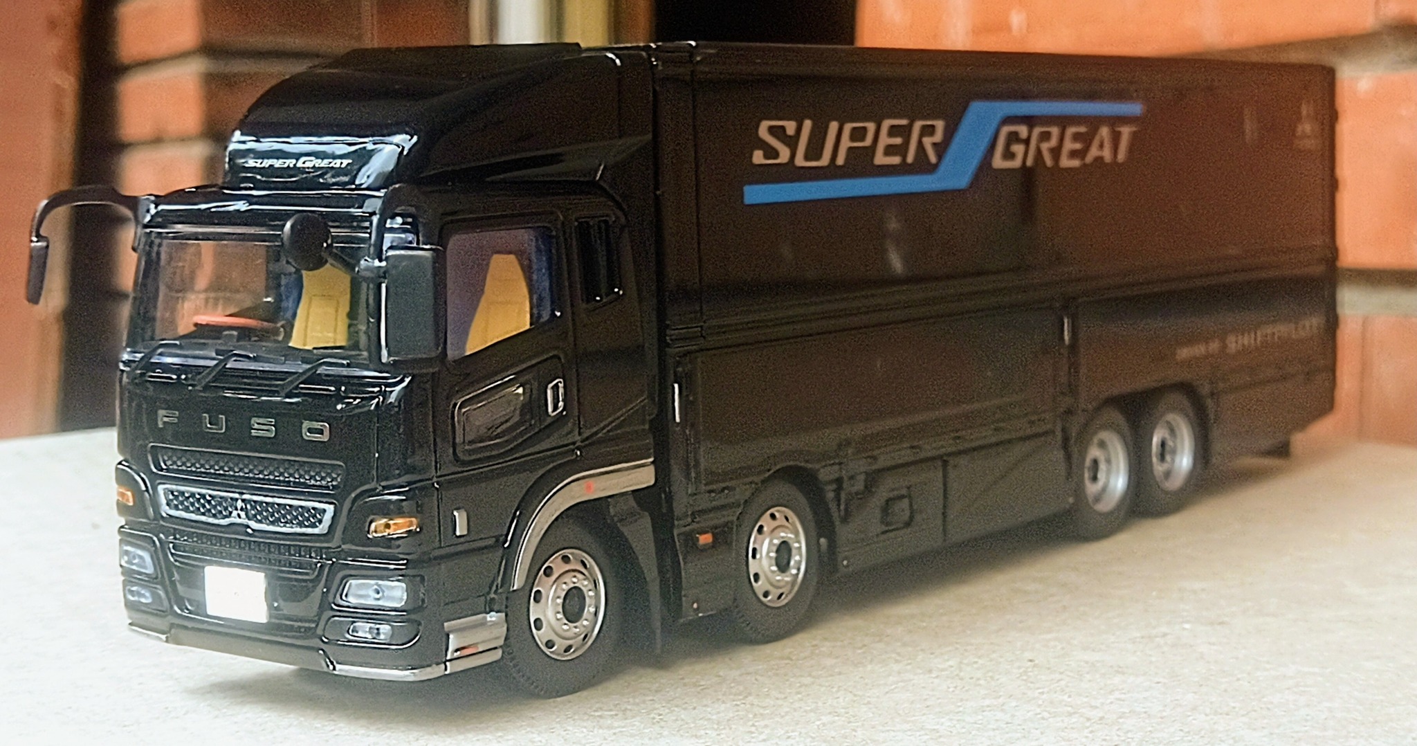 Mitsubishi Fuso Super Great '2010 by Mitsubishi Motor Models 1/43