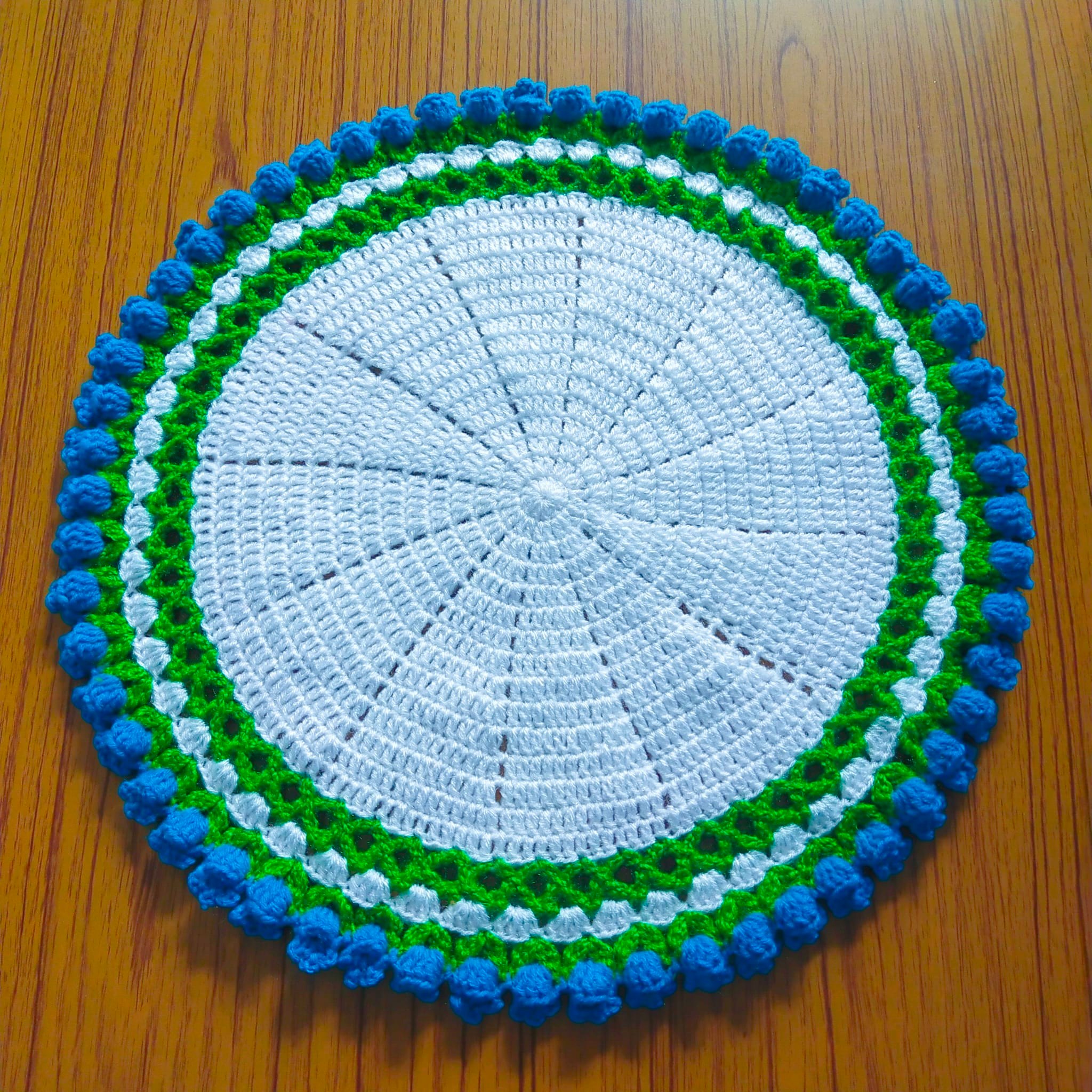 What is the pattern for a 1940's card table tablecloth crochet?