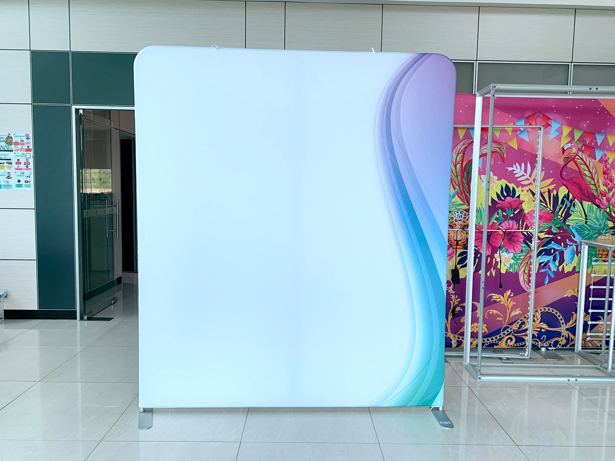 >> แบคดรอป / Backdrop, Pull... - GreenLight and Exhibition