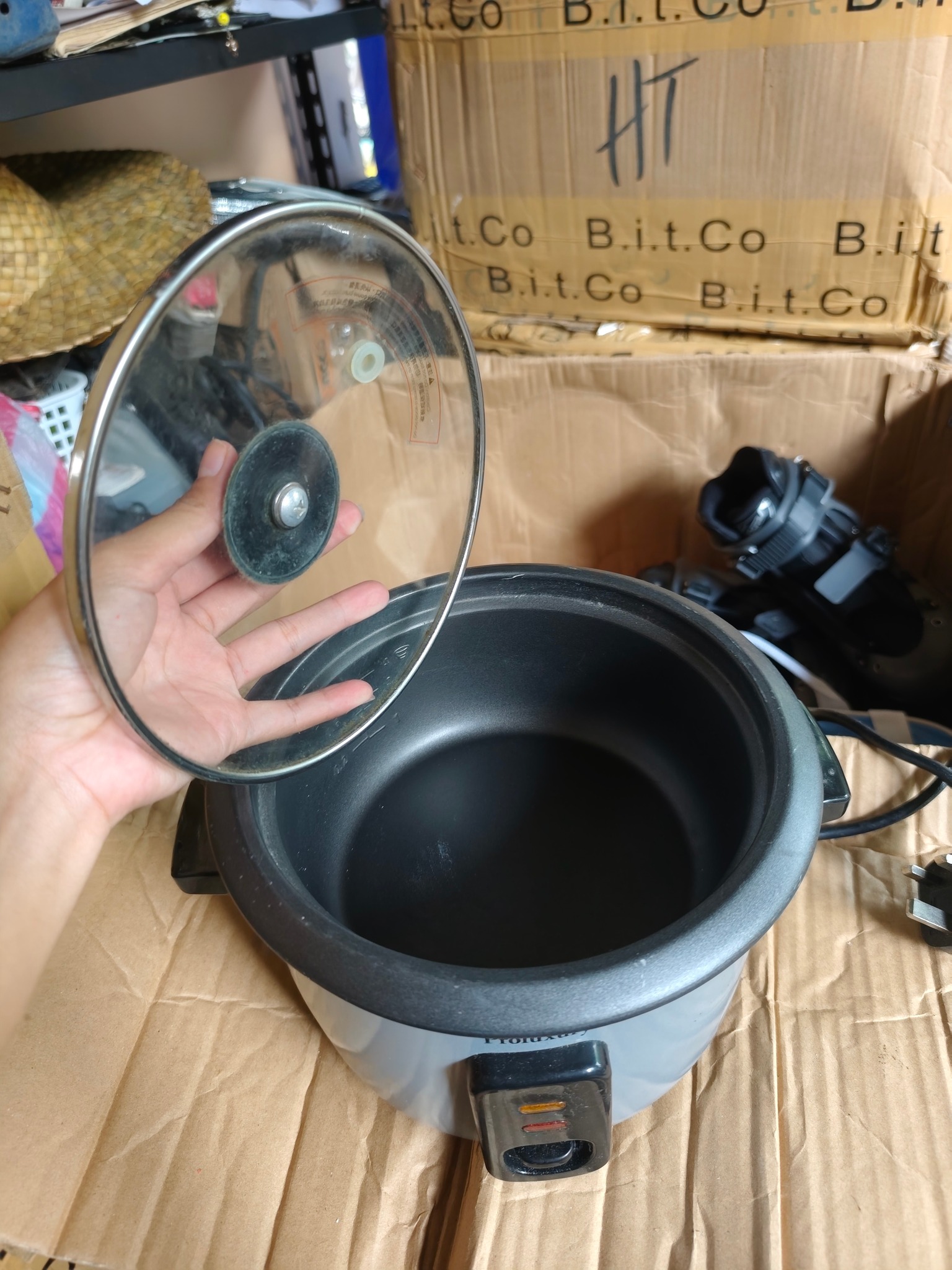 April - SOLD PROLUXURY BRAND AUTOMATIC RICE COOKER -pang 4 cups, madumi ...