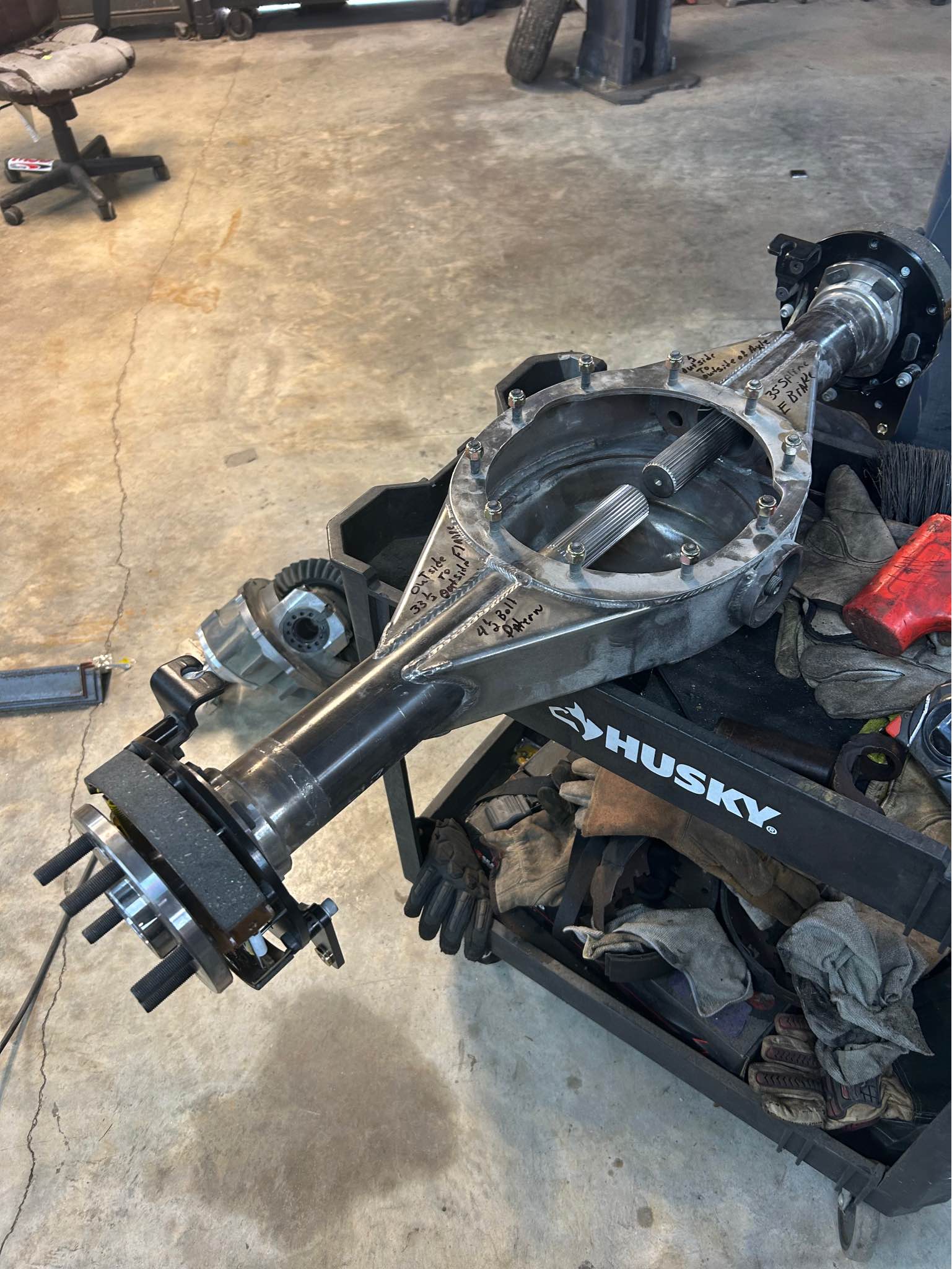 Ford 9” big bearing rear end by Quick performance with 35 spline axles ...