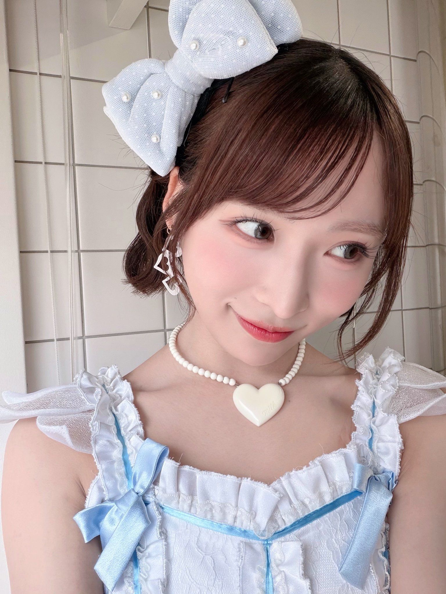 小栗有以