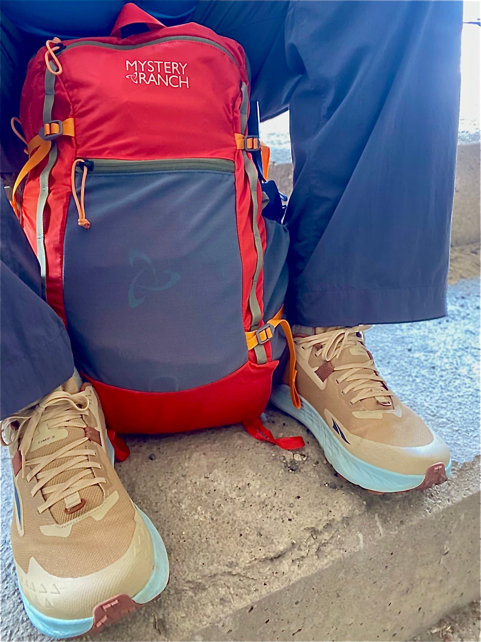 This is a Mission EXP Hip Pack - 2.5L from @thegrayl find it very 