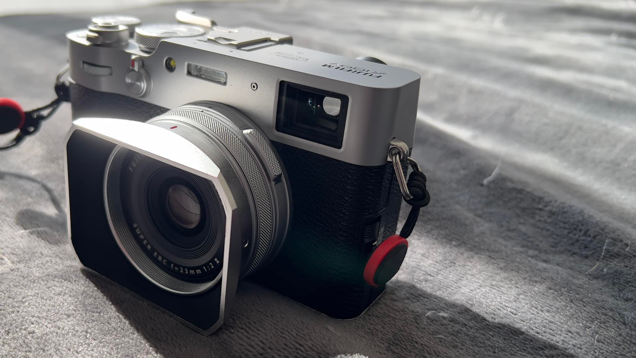 マッチテクニカルサービス Thumbs UP EP-2V X100V My Fuji X100v, with the new Thumbs Up EP-2V from Match Technical
