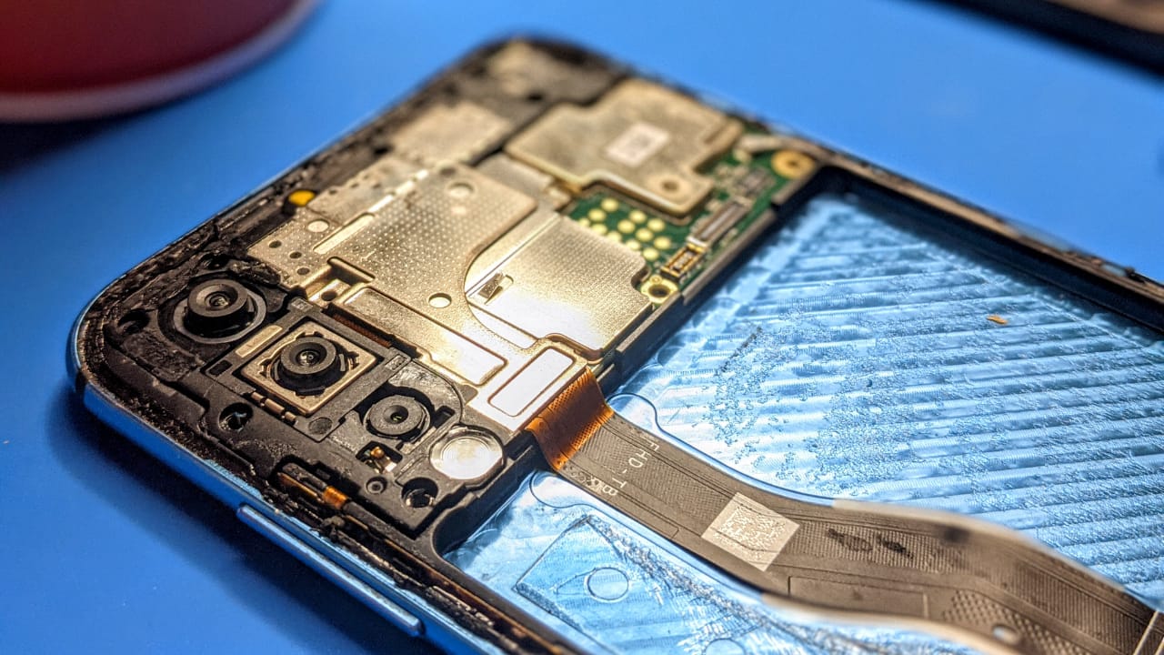 TGS Phone Parts | Nilai