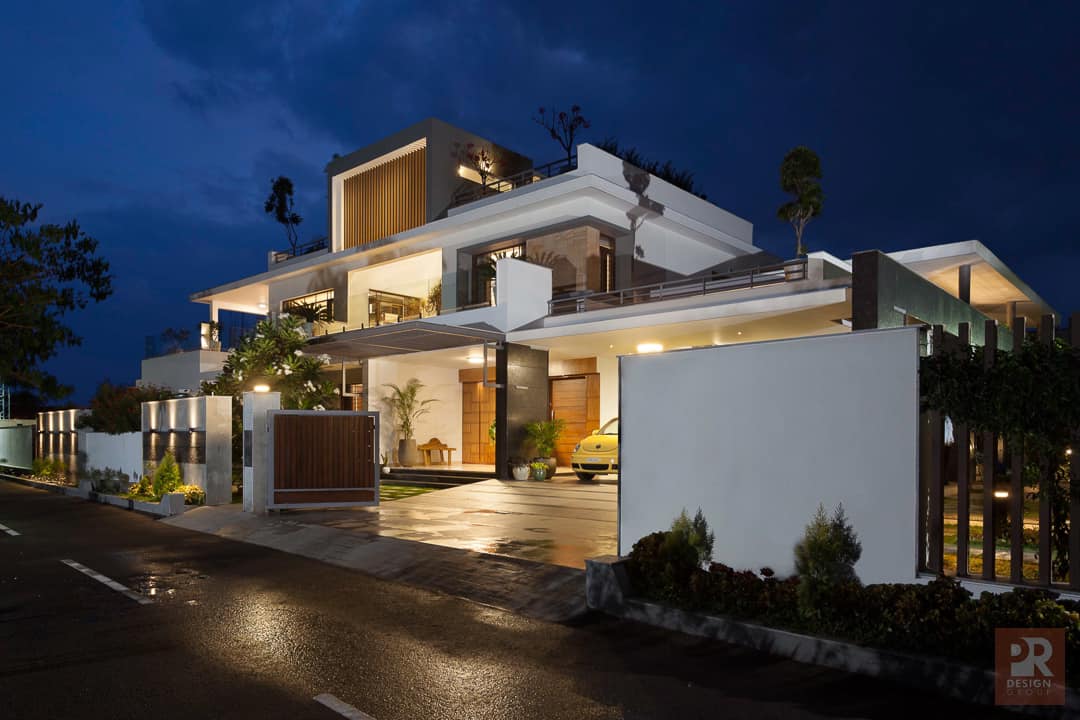 The play of light and shade on a... - PR Design Group