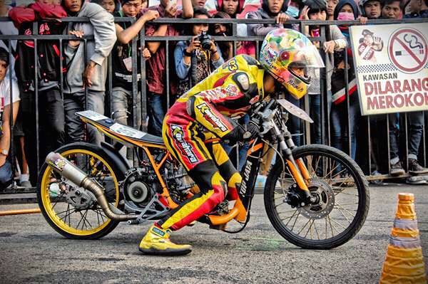 Drag bike sentul