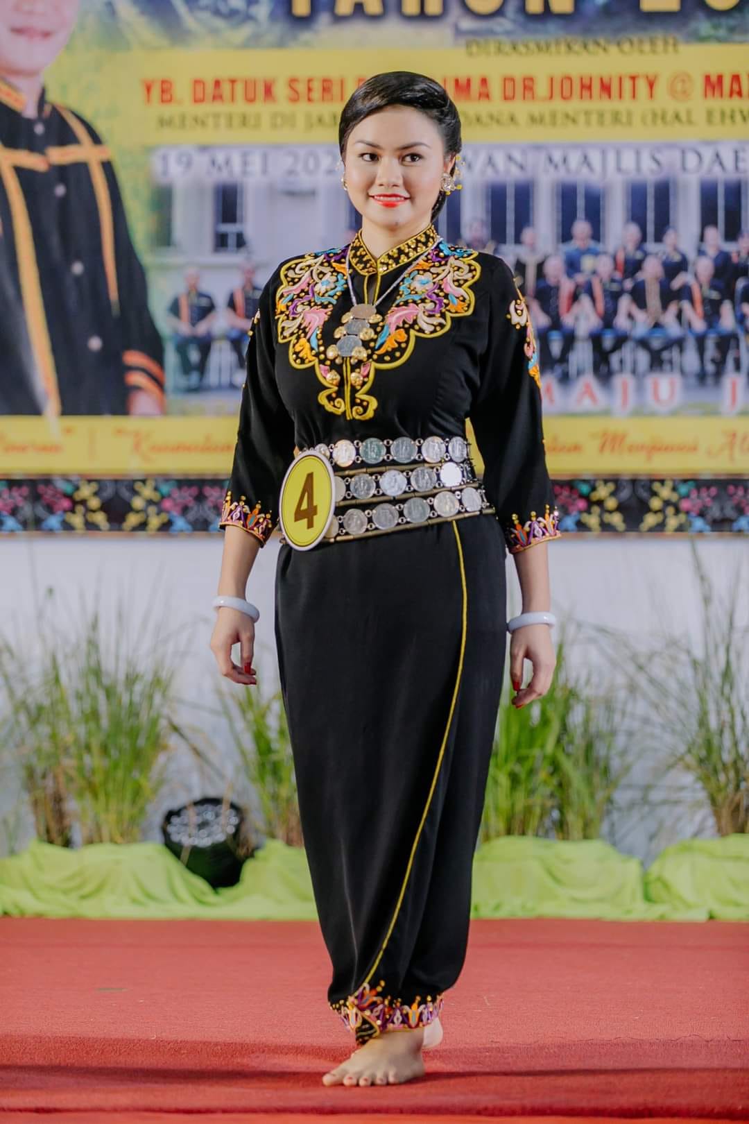 Sabung Impit (Baju Impit Kg. Telupid)... - Tangar Dusun Labuk | Facebook