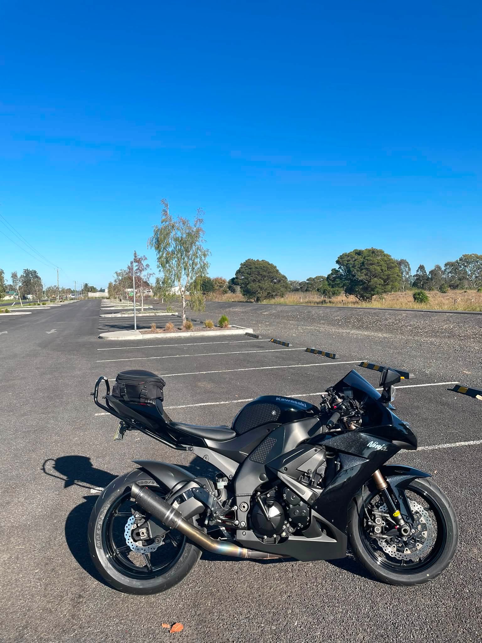 Is this 2020 Kawasaki ZX-10R color scheme original?