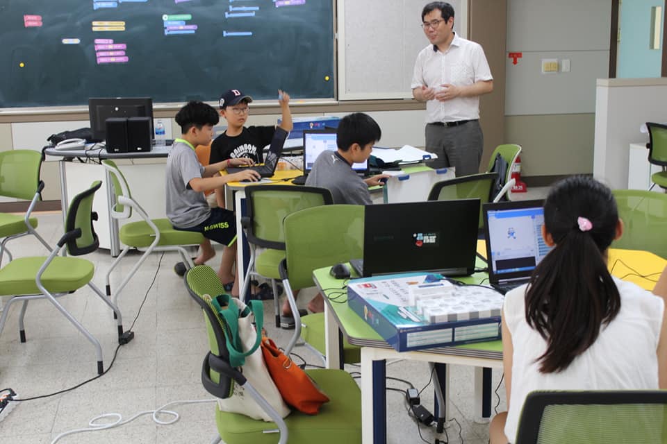 한국융합코딩협회 - 한국융합코딩협회 added a new photo.
