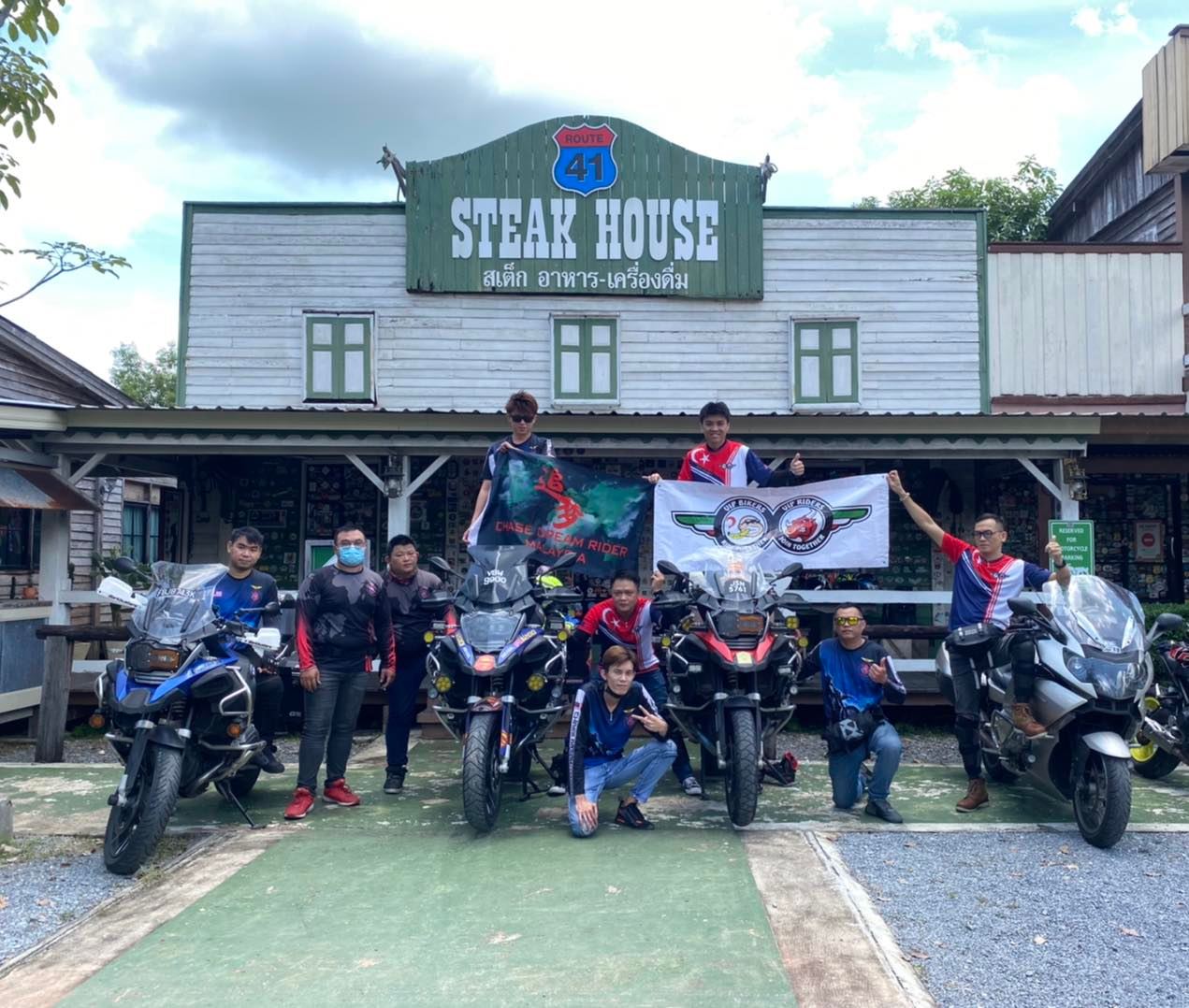 追梦成员和 VIP rider Johor 来场简单的泰国旅程... - Route41 Phatthalung