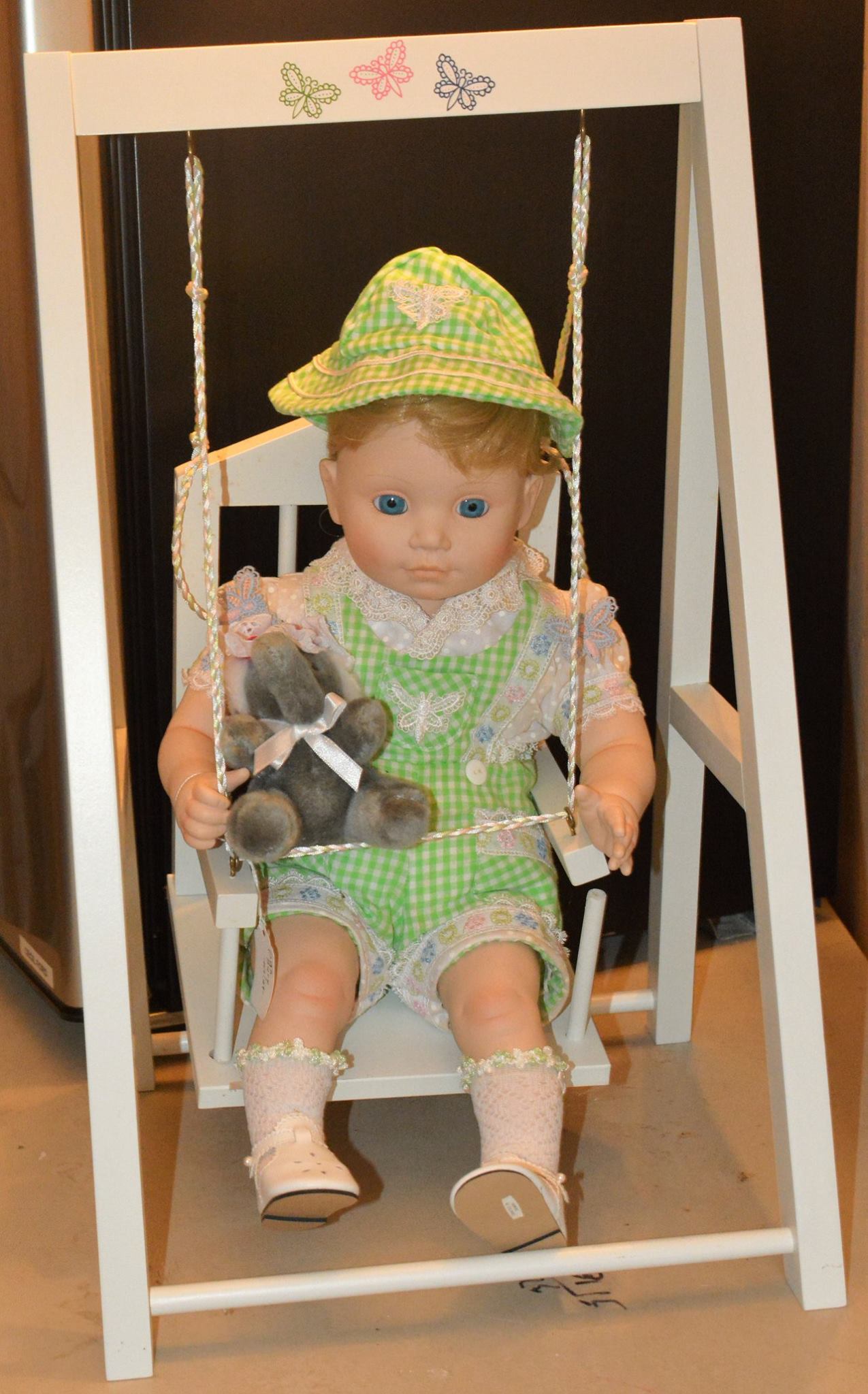 NIB Coca Cola Caitlin Doll by Danbury Mint. Approximately 17 display picture 1
