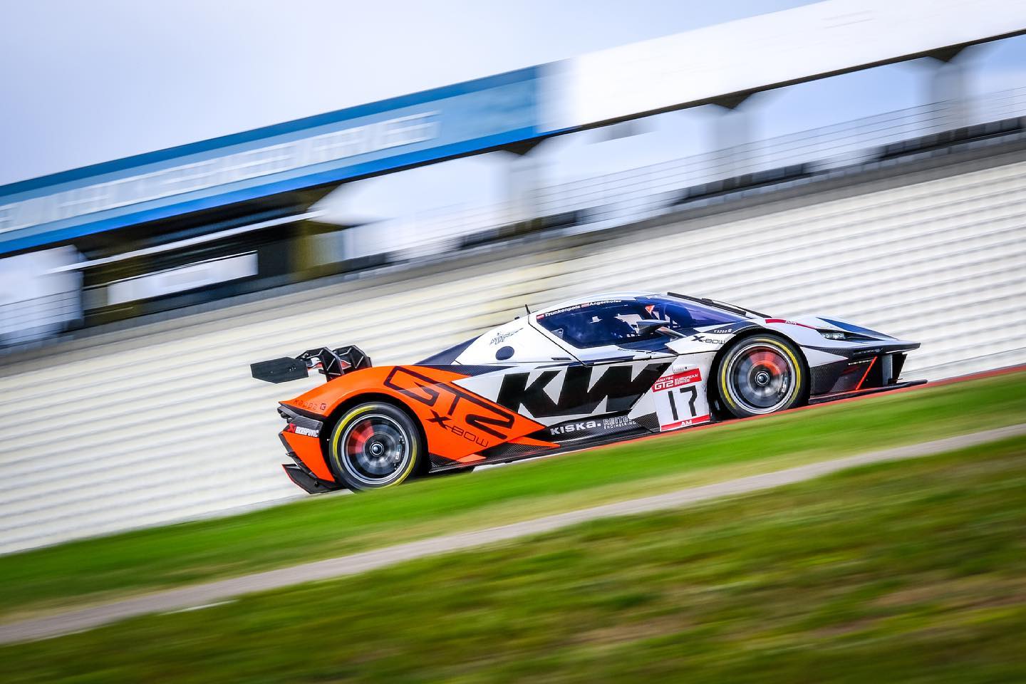 True.racing