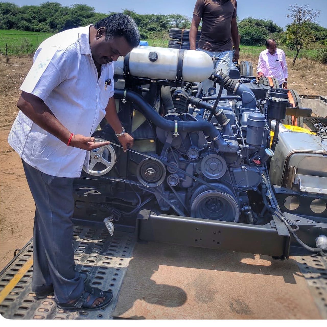 mSs Mercedes Benz multi axle... - Mettur Super Services bus | Facebook