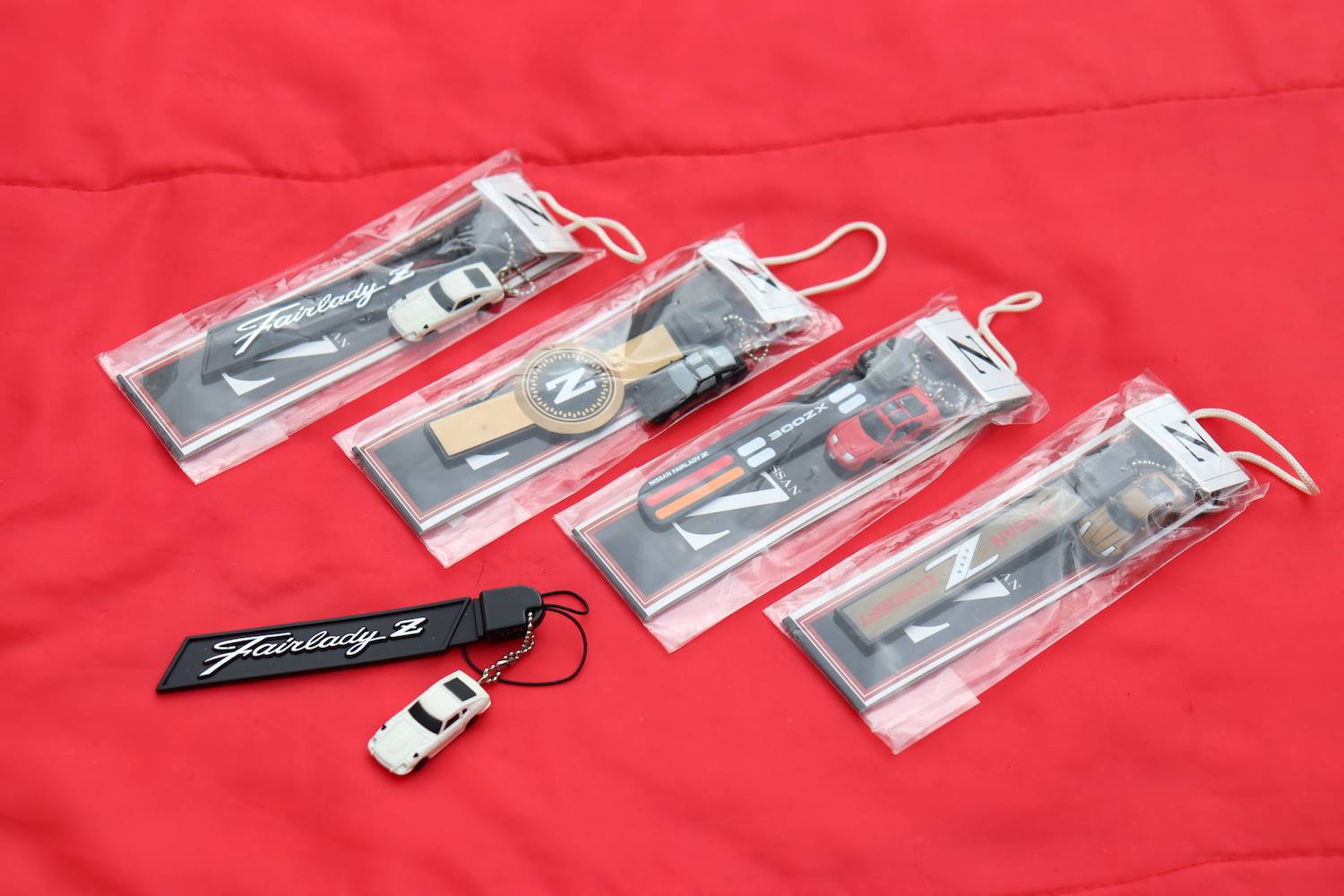 In stock: Nissan Fairlady Z phonestrap keyrings. Released back in