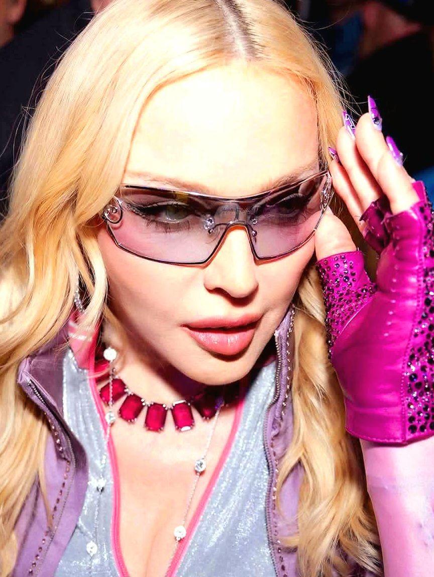 👈 Madonna Just The Only One 👉