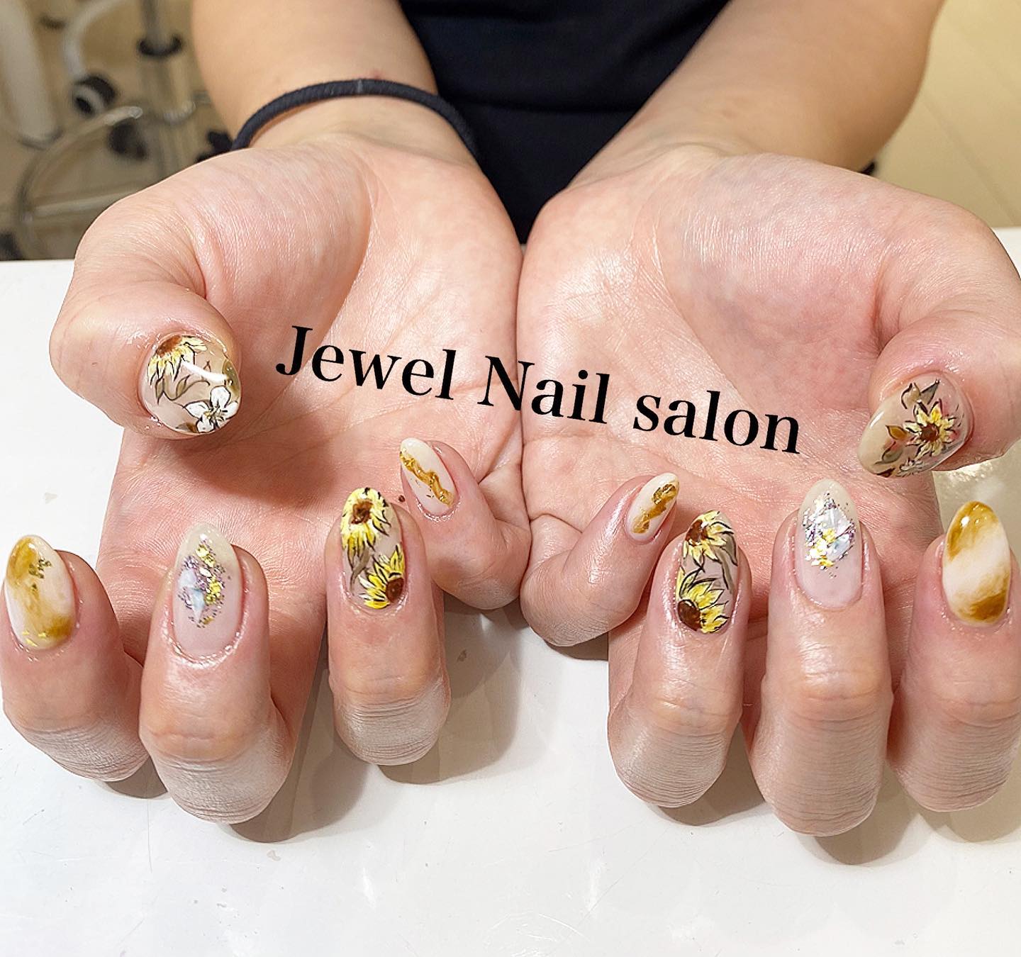 Jewelnailsalon 持ち込みデザイン 絵具で描き描き 福岡 Fukuoka ニュアンスネイル ジェル ジェルネイル ネイル ワンカラー 夏ネイル デザインネイル オフィスデザイン 絵具アート Nail ネイルサロン ニュアンスネイル ちゅるんネイル 宗像市 赤間駅