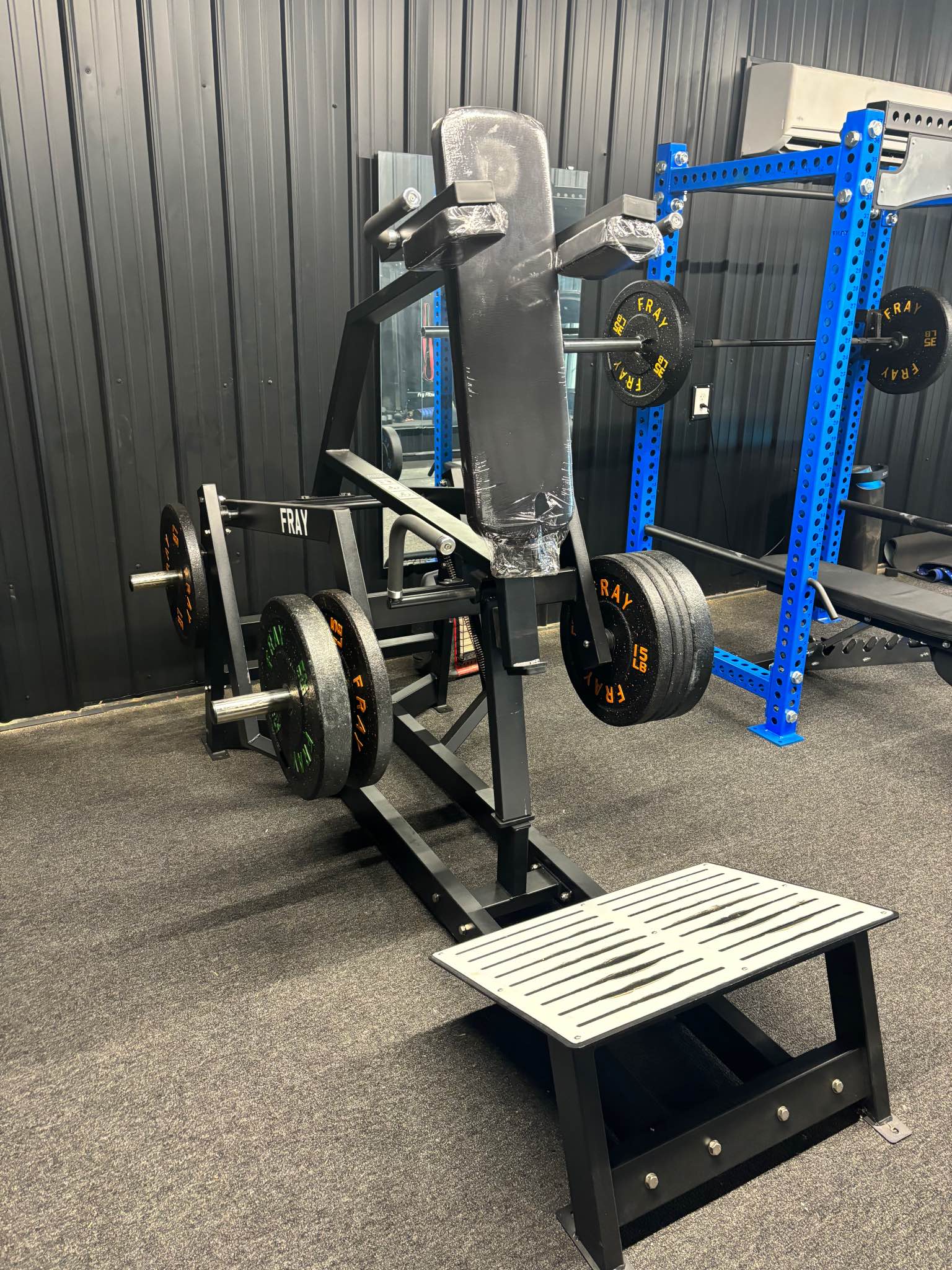 Hack squat machine - Weight Lifting Machines & Racks - Madisonville ...