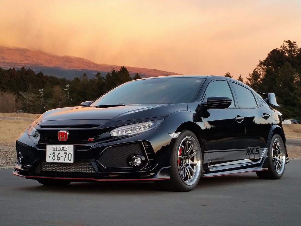 The HKS Hipermax IV GT offers an awesome sporty drive with great