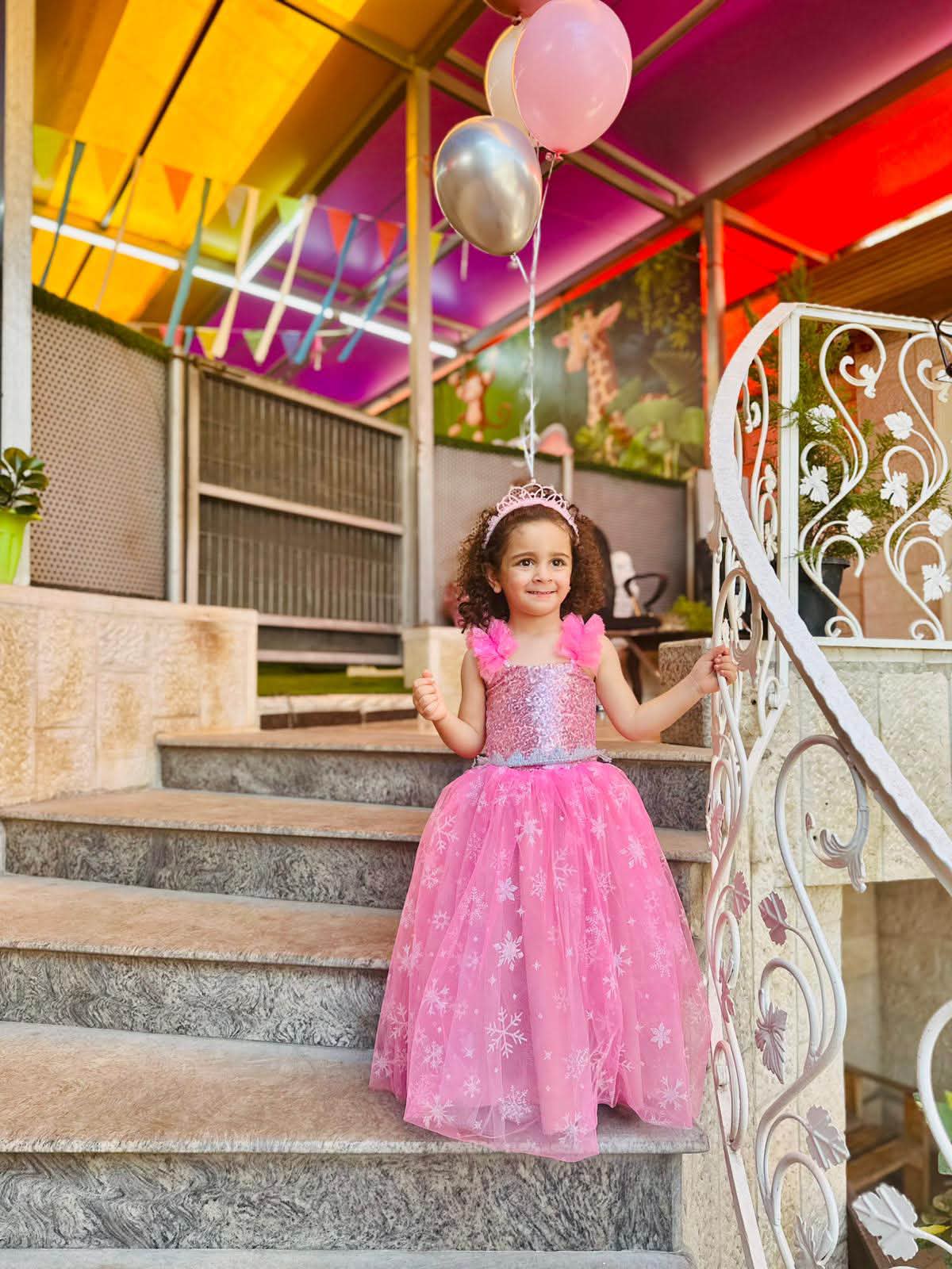 julie's birthday dress Happy to our sweet Julie 🎂🤍 Wishing you endless happiness and joy, my love We love you sooo much 🤍 US SIZE:6