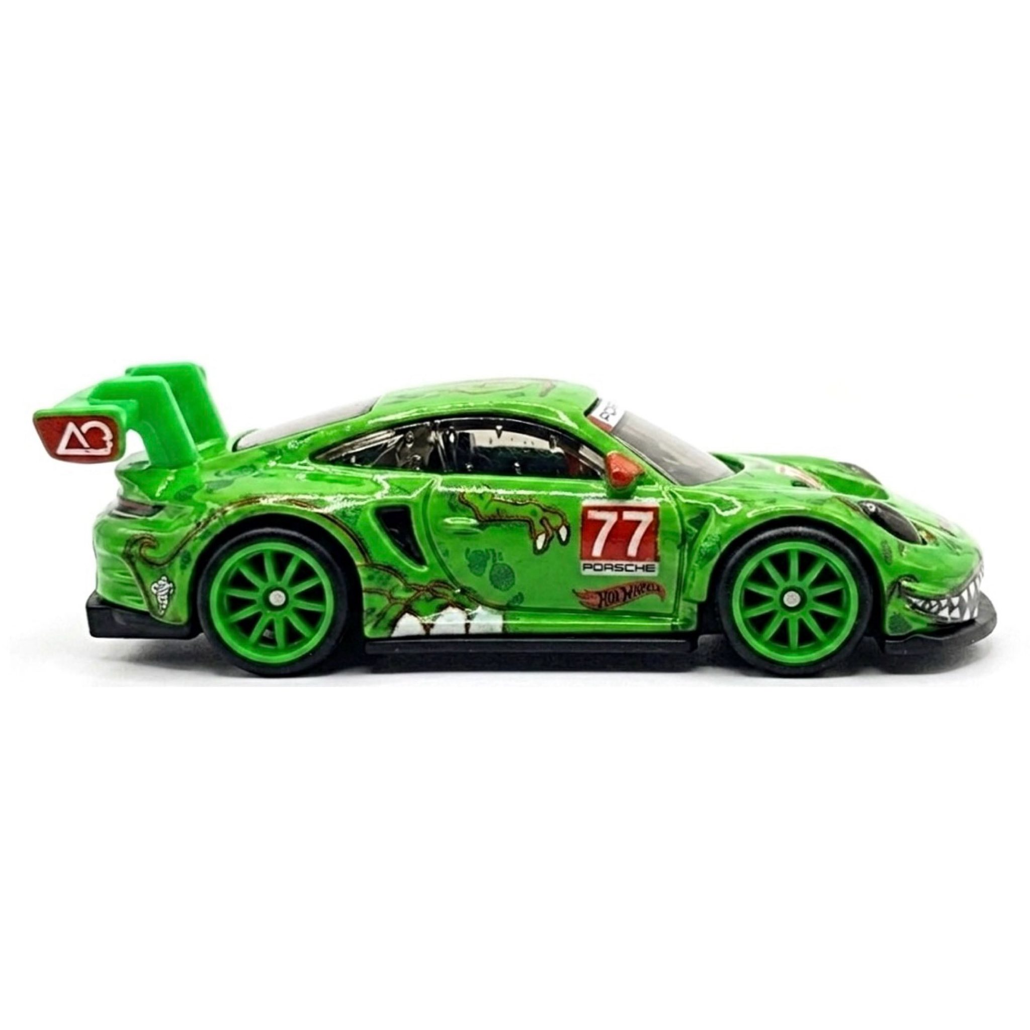 Hot Wheels Porsche 911 GT3 R (992) - Team Transport | Hot Wheels