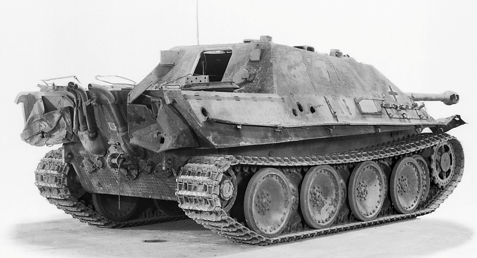 Inside view of the mighty Jagdpanther Sd. Kfz 173 in the
