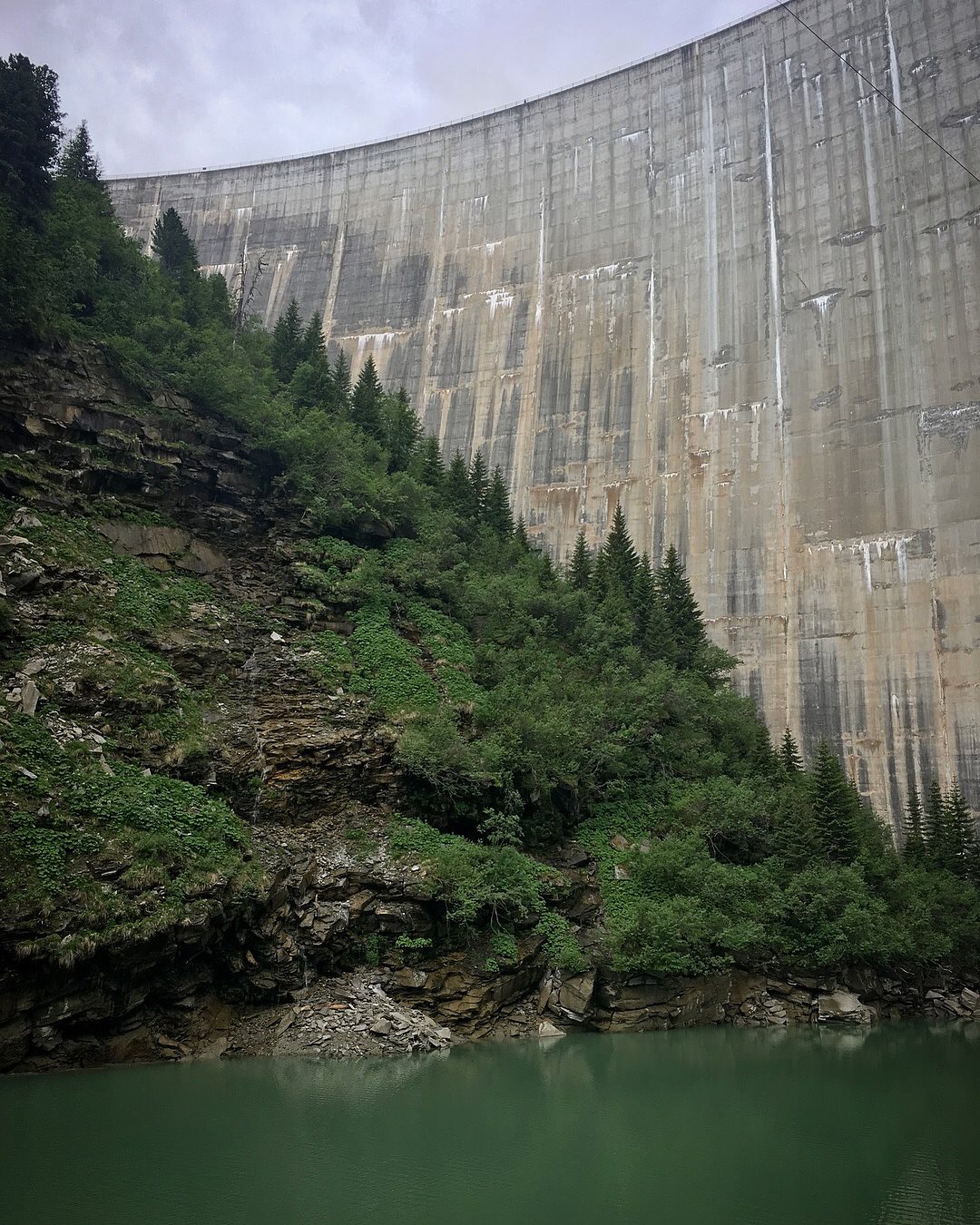 zervreila-institute-for-land-and-environmental-art-facebook