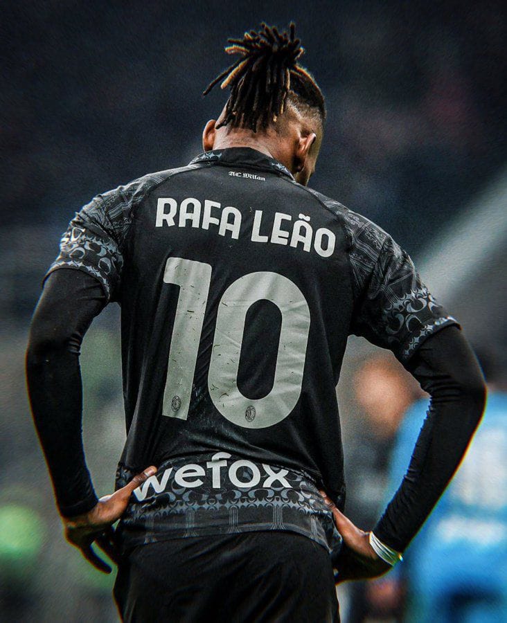 🚨 Rafael Leão has once again 'reopened' the door for a move to