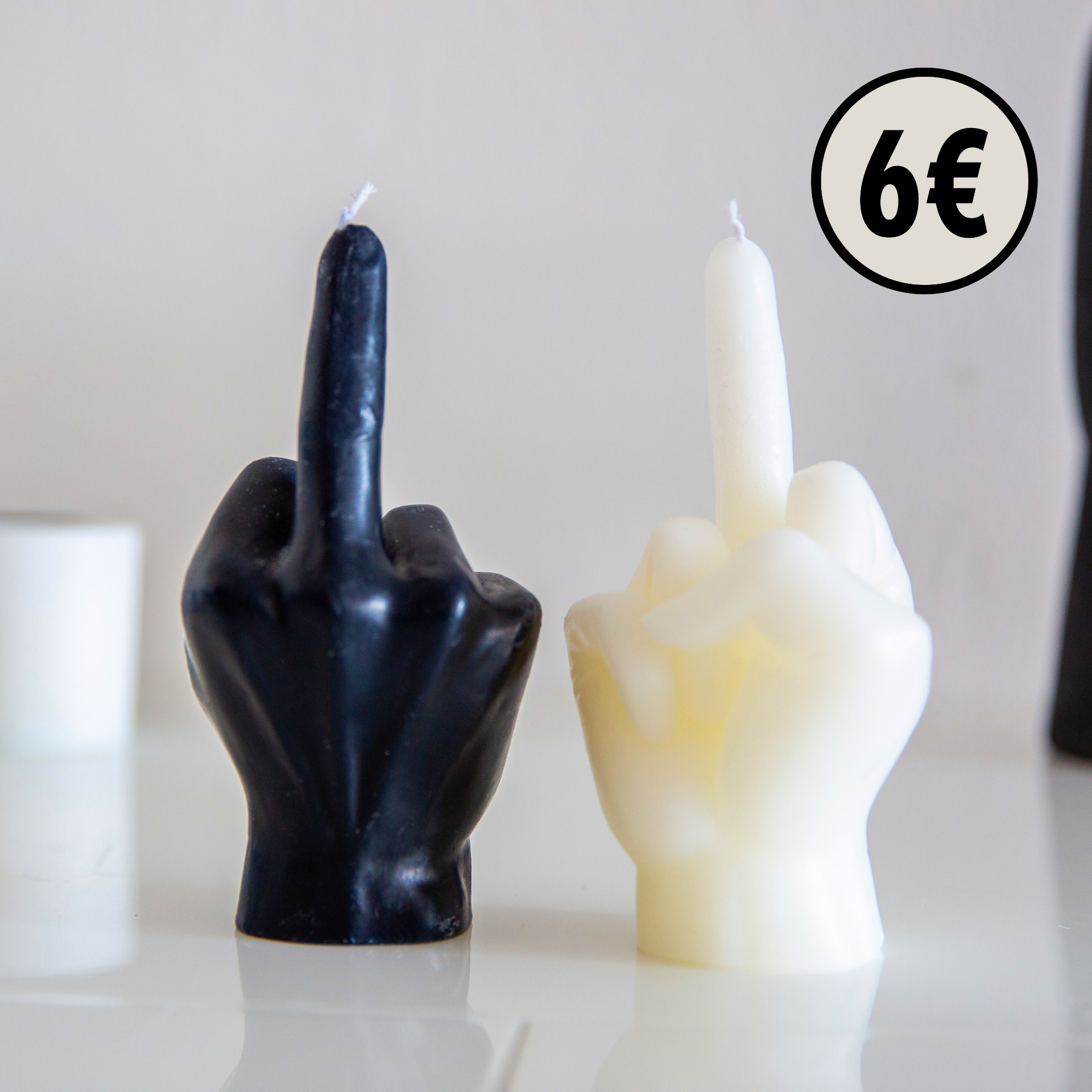 🖕 Echte Gefühle brauchen manchmal eine unverfälschte Botschaft 🖕 Wenn Worte nicht mehr ausreichen, können wir nur eins sagen: Zeit für den Stinkefinger ... in Kerzenform 🖕🕯️ Diese Hingucker lösen wa