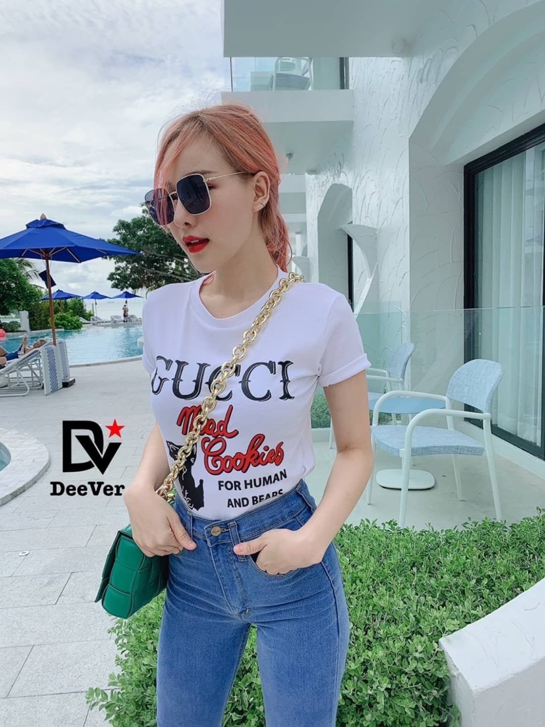 สถานีเสื้อผ้า - 💥 New!! By DeeVer 💥 เสื้อยืดสกรีนลาย... | Facebook
