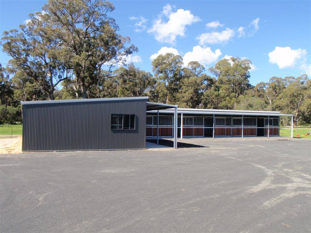 Stable complex, horse boxes,... - Advanced Barns and Sheds | Facebook