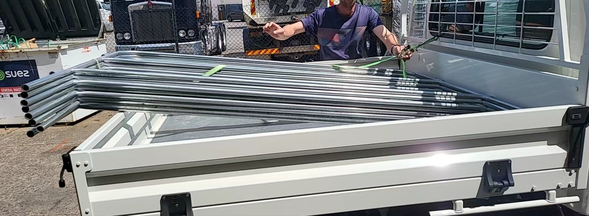 Portable Float Panel - Horse Panels - Holding Yard 3 Rail - Pools ...