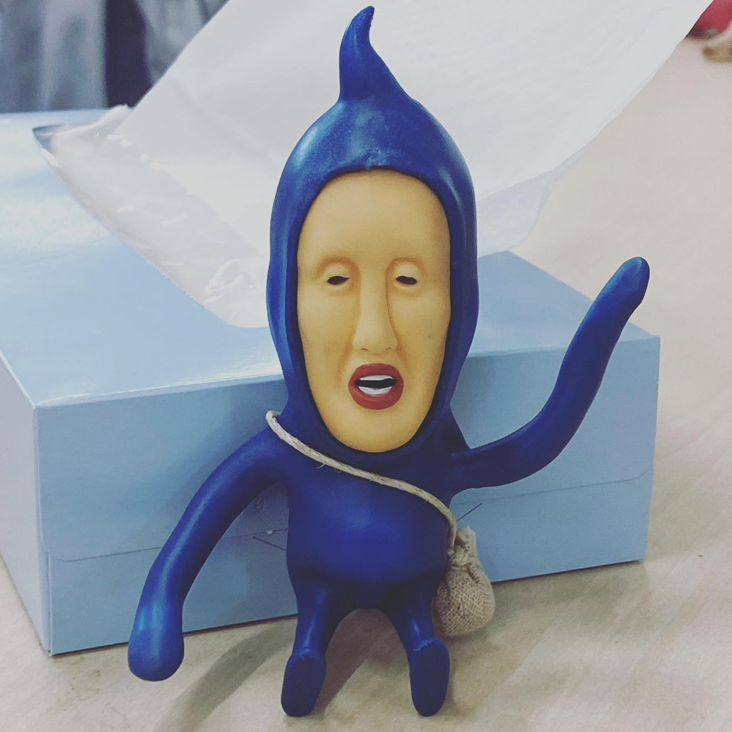 こびとフィギュア こびと づか ん 細い 食玩 ミニフィギュア こびと