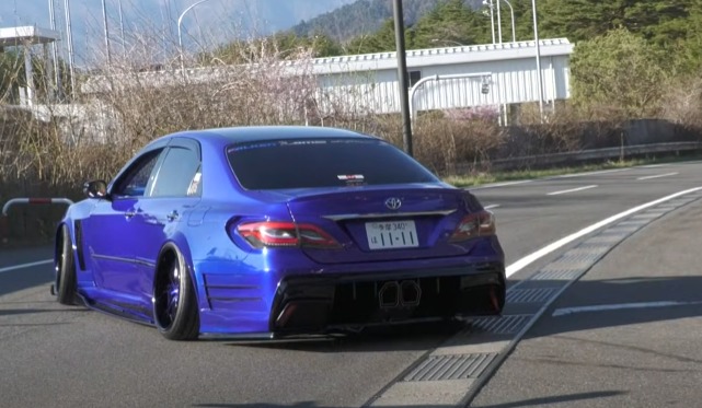 Toyota Crown S180 (в GRS184) #Toyota #Crown