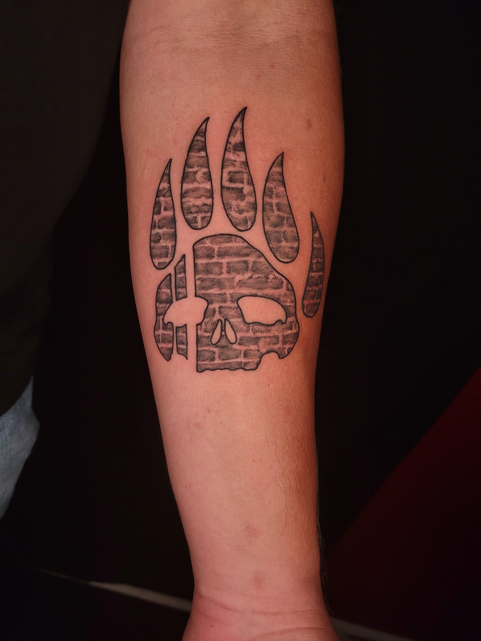 N8V INK - Brick Mason bear clan logo by Red Bear | Facebook